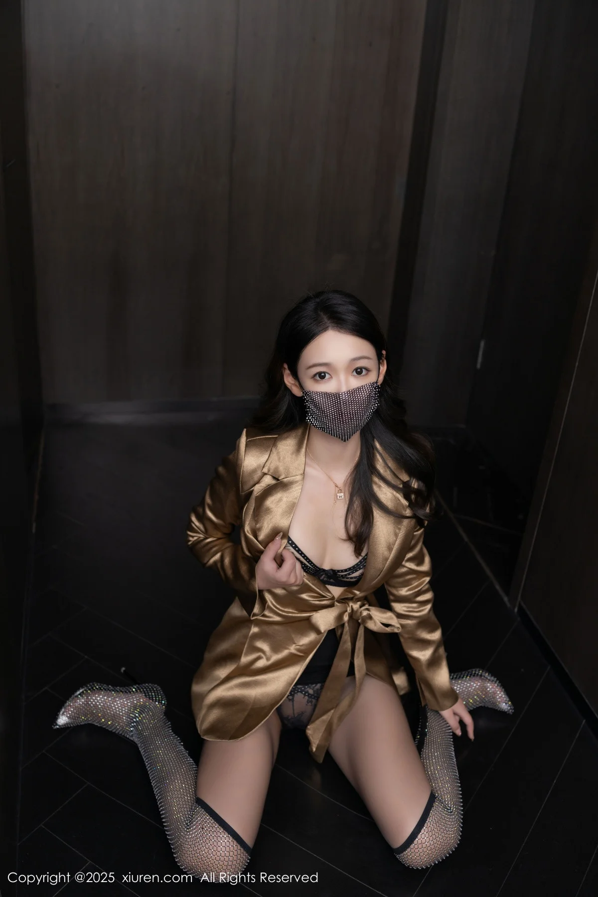 唐安琪性感黑色情趣内衣配魅惑黑丝秀柔美身段迷人绝美写真 第 16 张