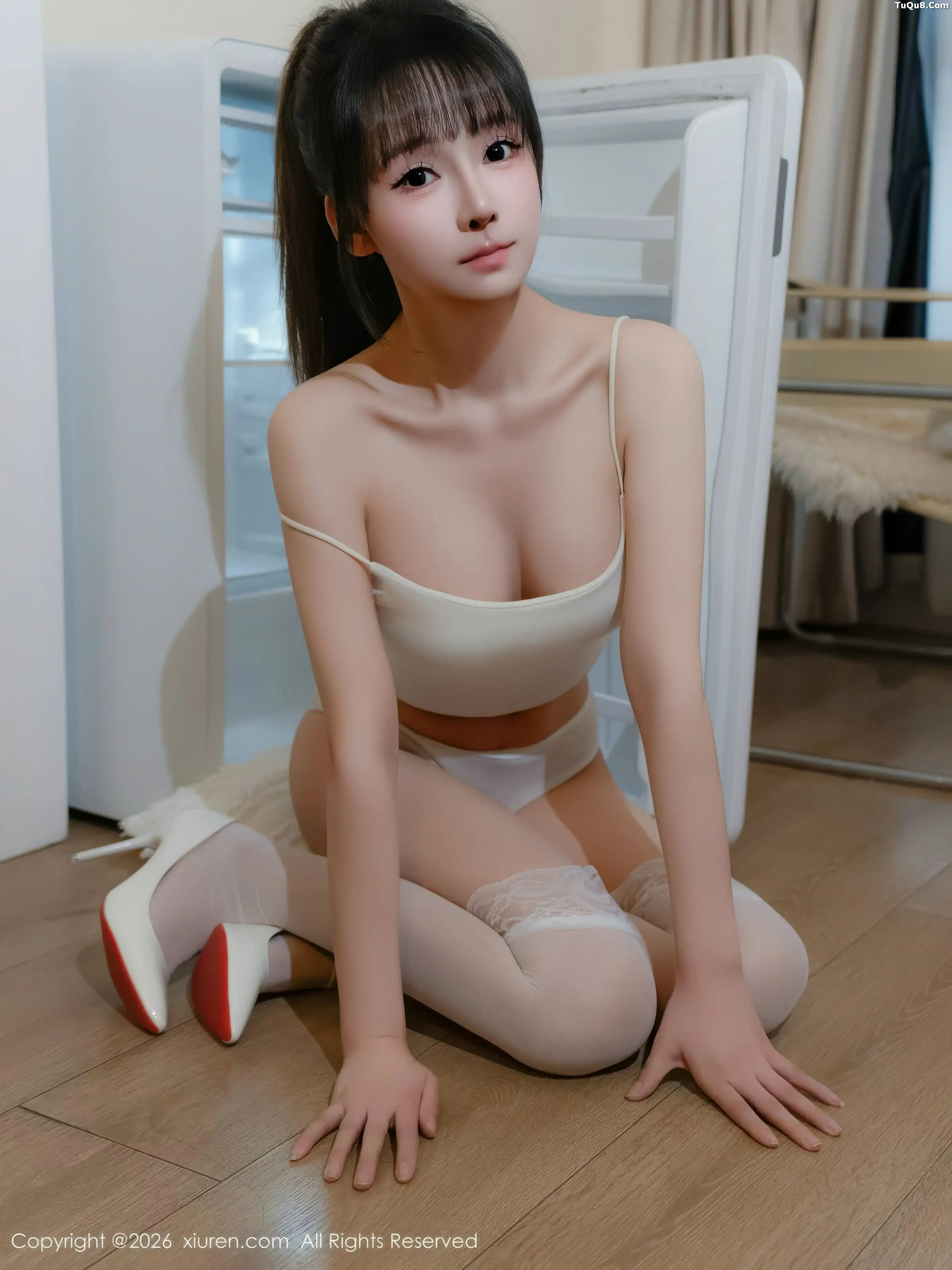沈蜜儿性感白色内衣配白色丝袜秀完美身材绝美写真 第 29 张