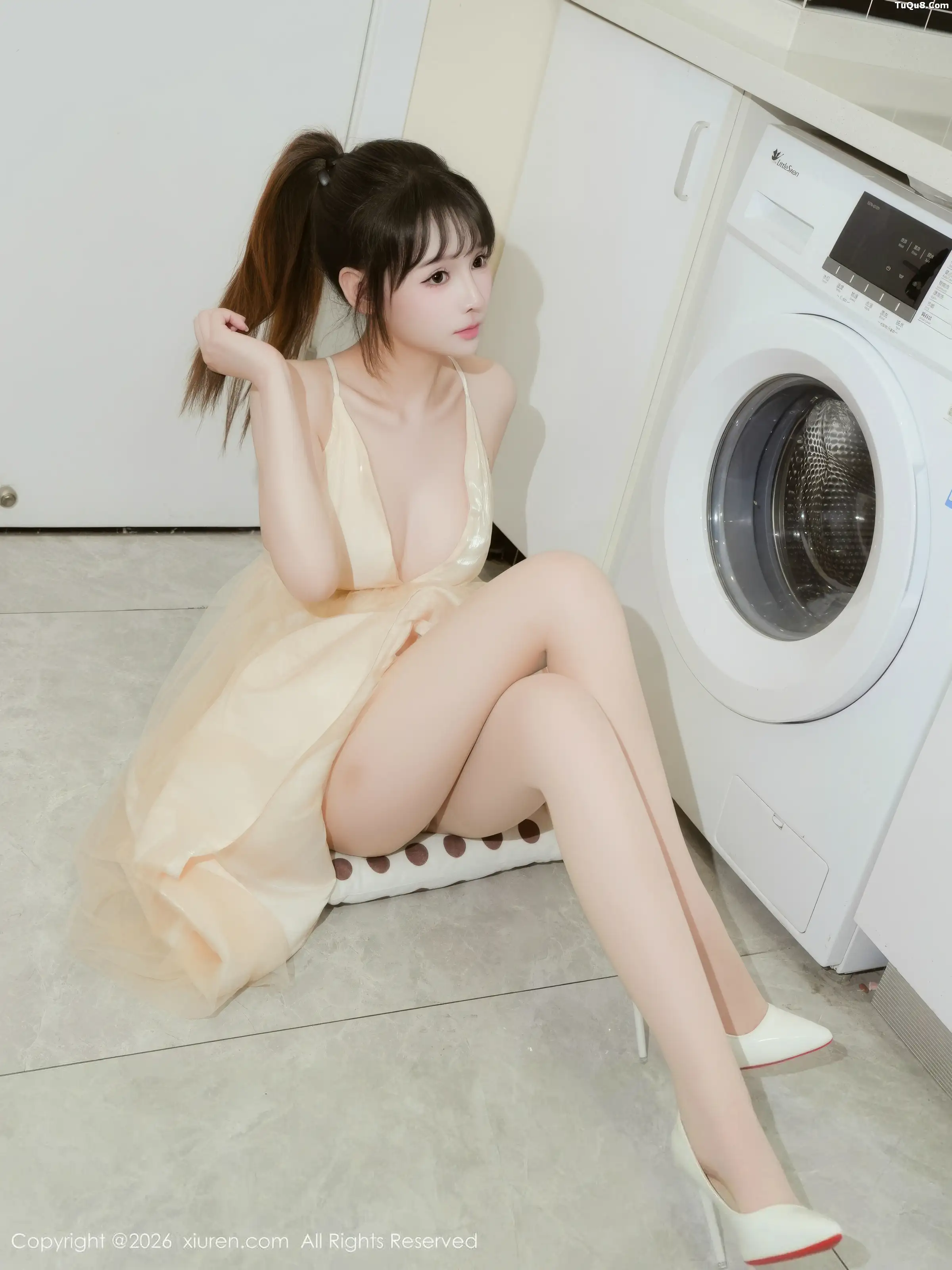 沈蜜儿性感白色内衣配白色丝袜秀完美身材绝美写真 第 83 张