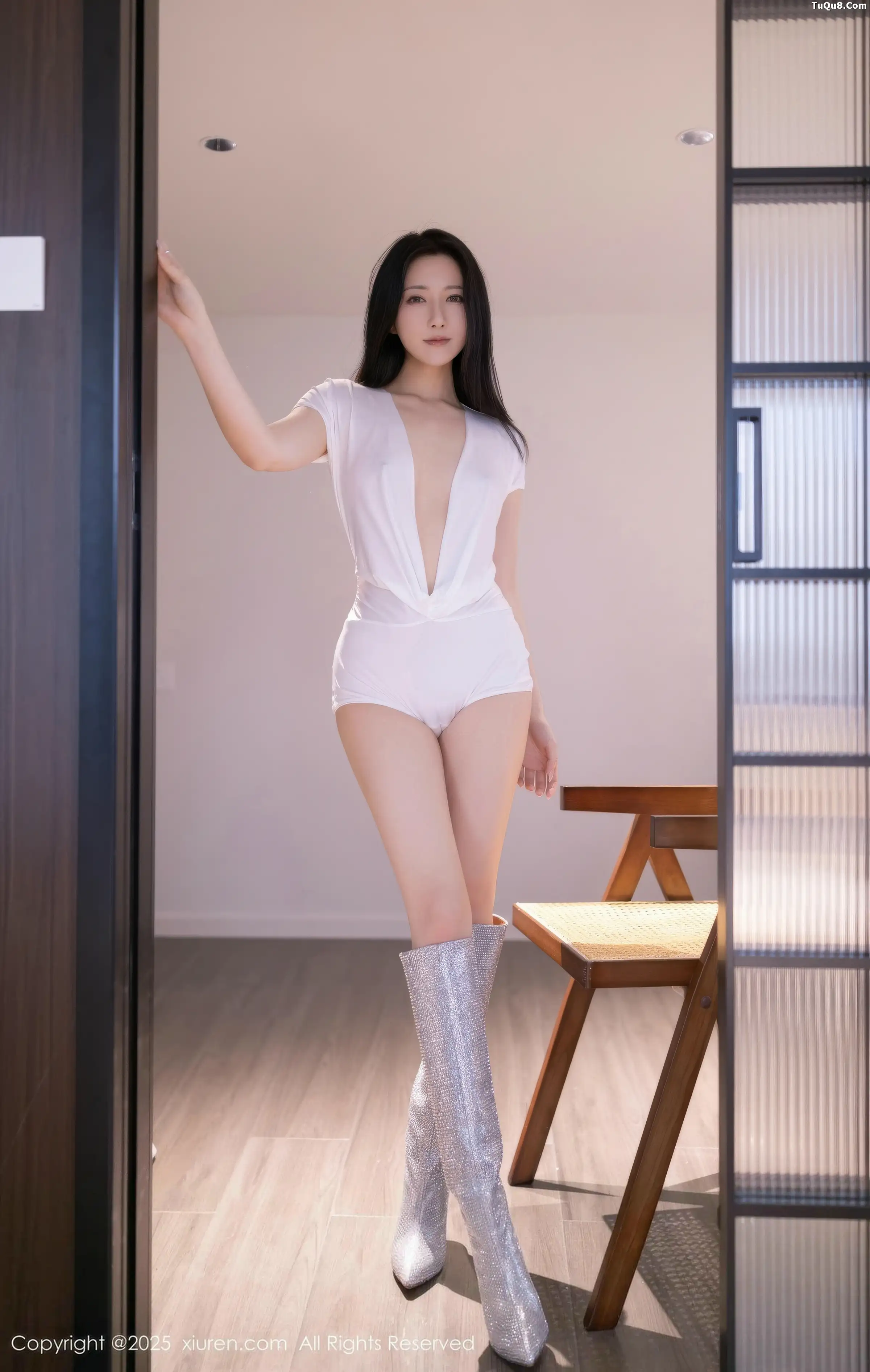 鱼子酱Fish性感白色套装露黑色内衣秀曼妙身姿迷人绝美写真 第 114 张
