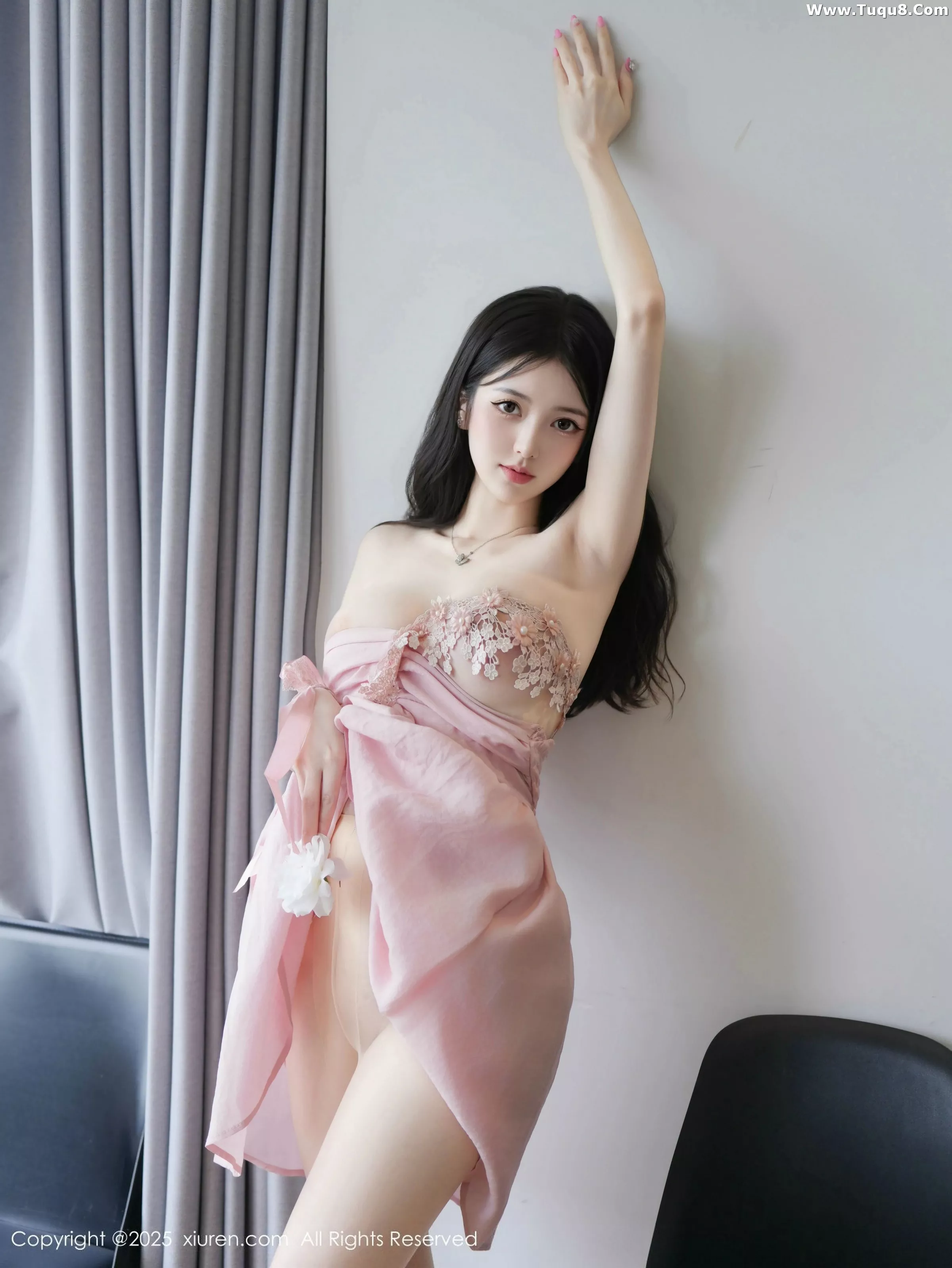 白小蝶性感粉色连衣短裙配超薄肉丝半脱秀完美曲线绝美写真 第 45 张