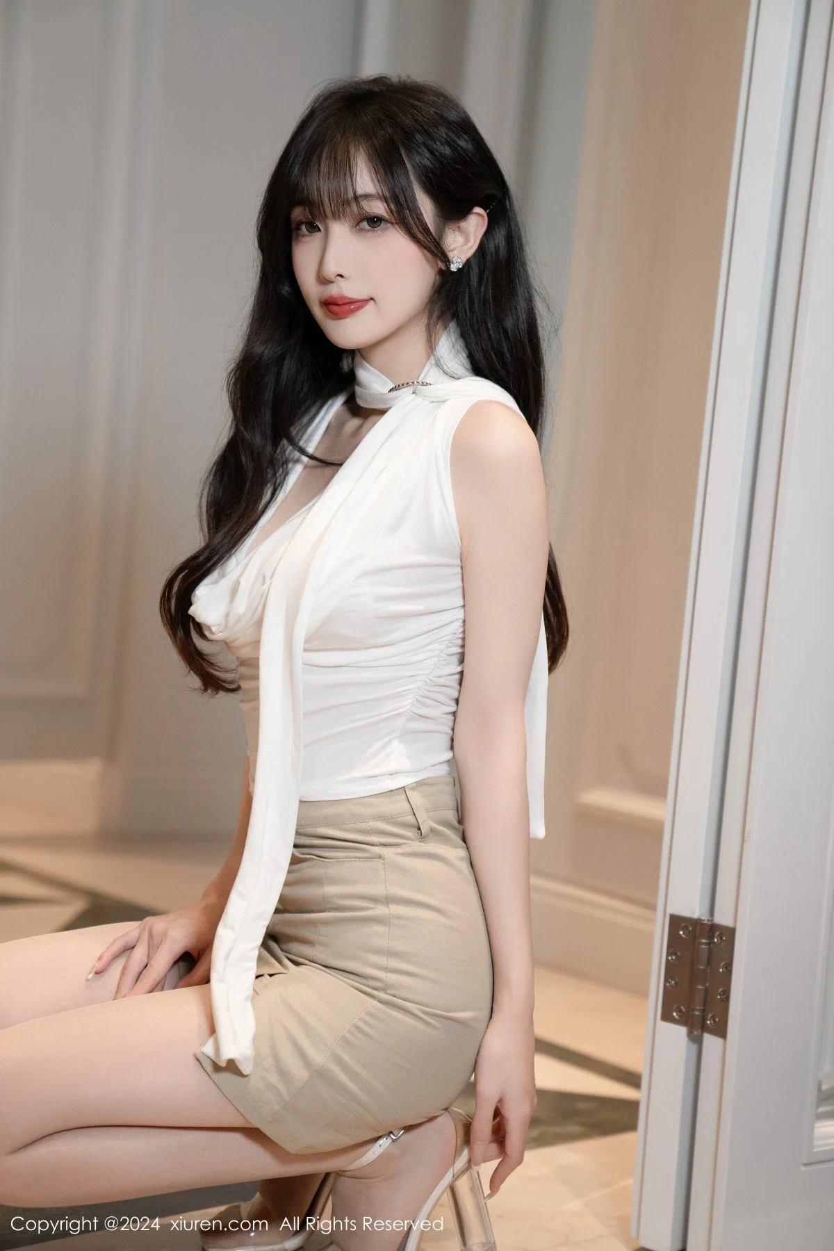 林星阑性感白上衣露白色内衣配超薄肉丝秀曼妙身姿绝美写真 第 46 张