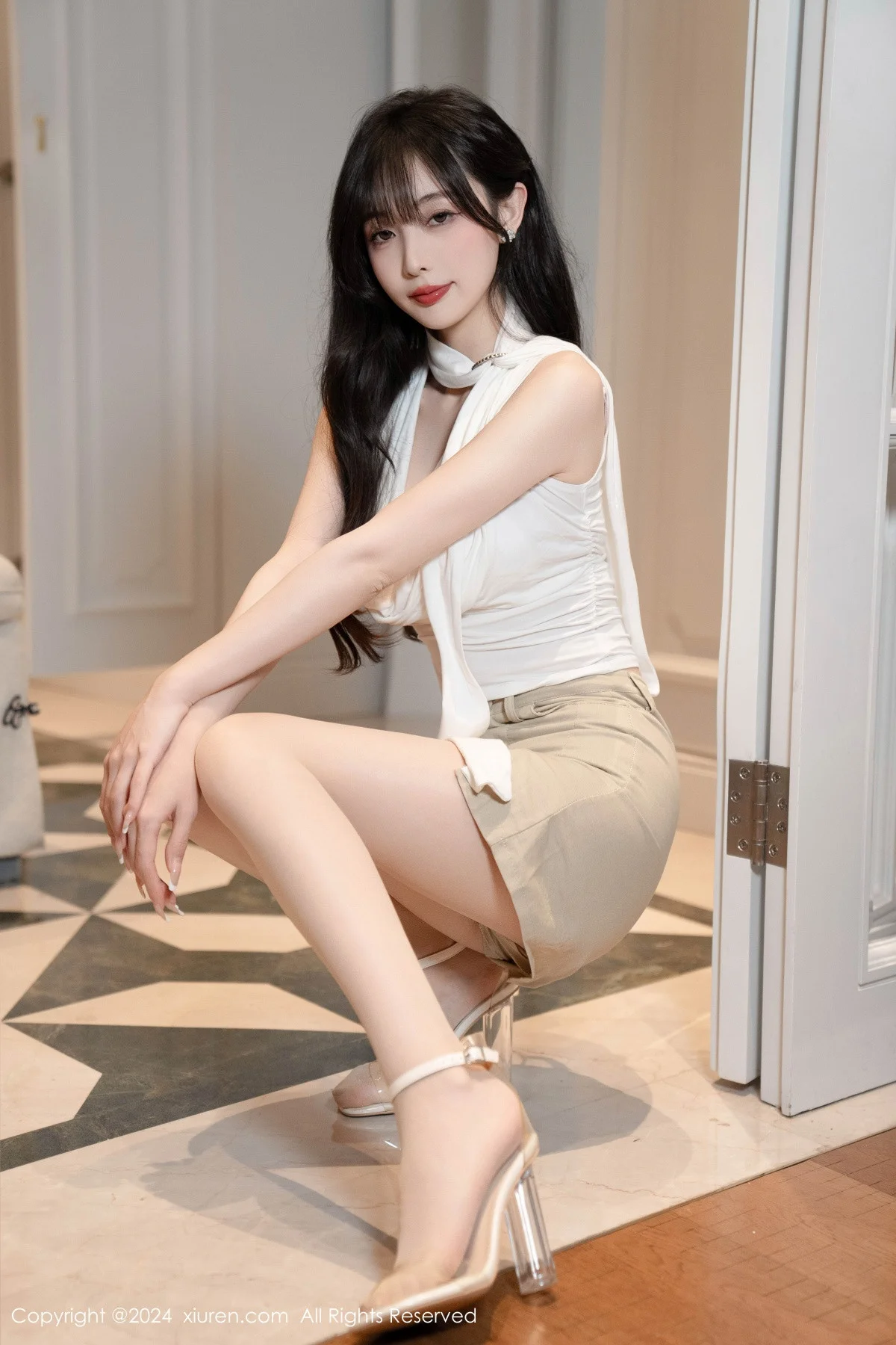 林星阑性感白上衣露白色内衣配超薄肉丝秀曼妙身姿绝美写真 第 52 张