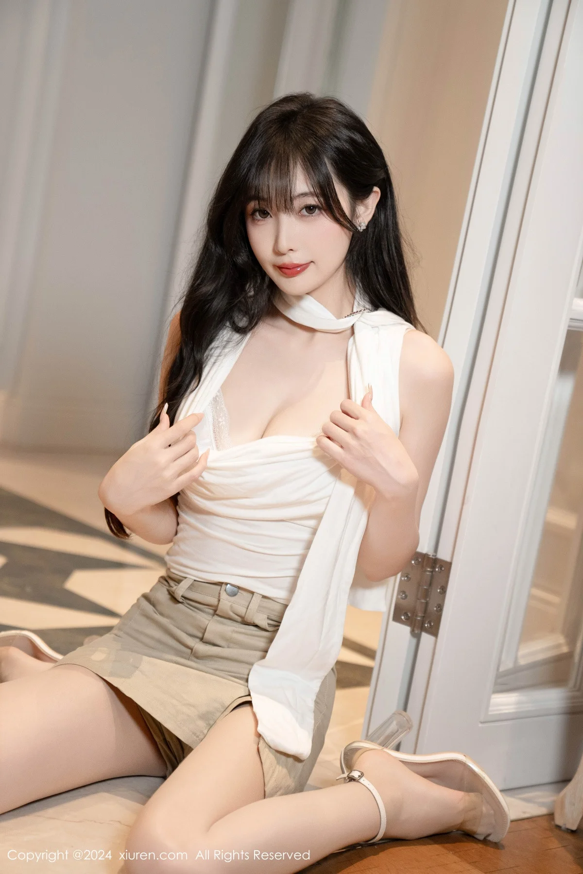 林星阑性感白上衣露白色内衣配超薄肉丝秀曼妙身姿绝美写真 第 66 张
