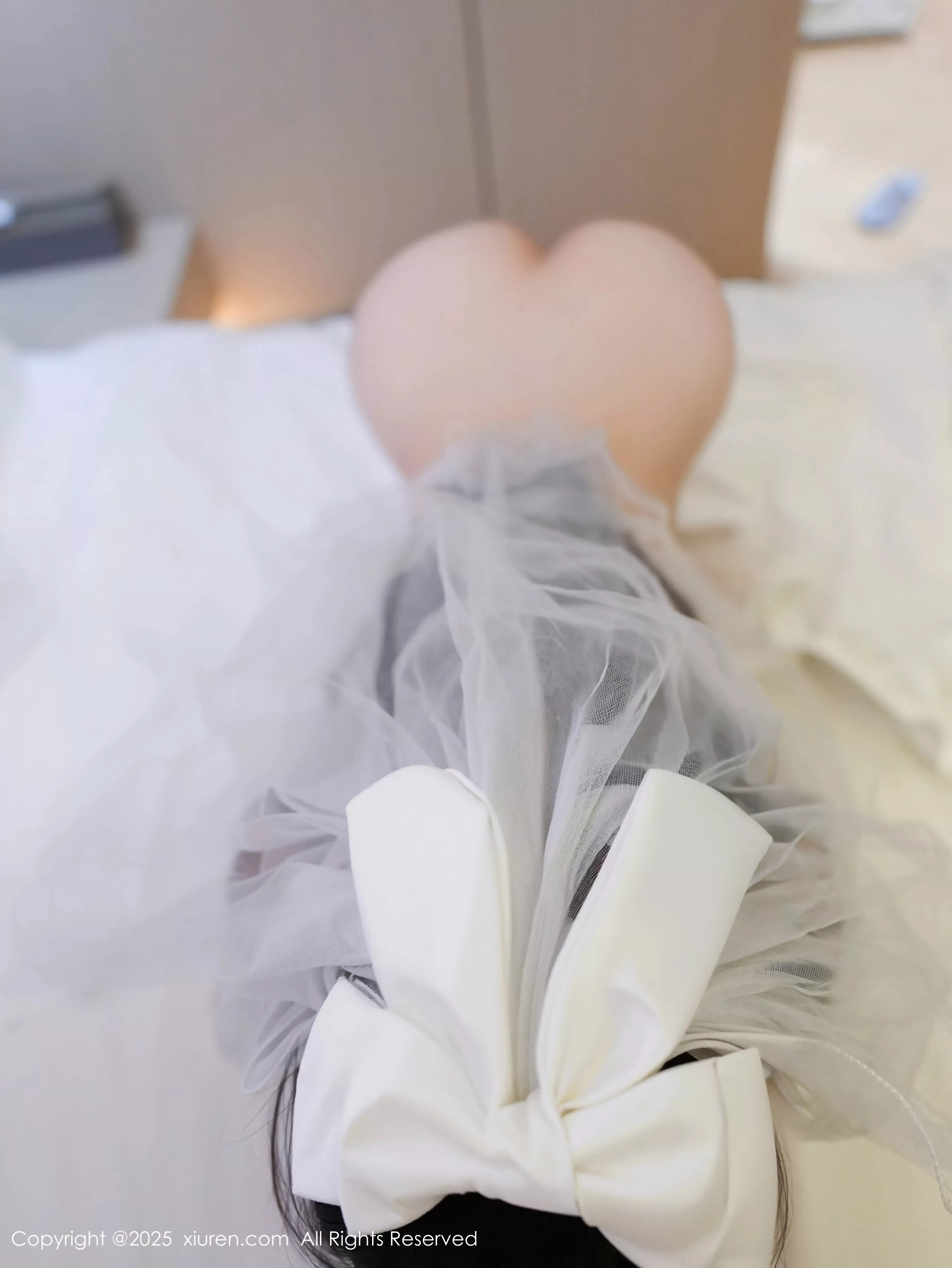 小樱koko性感白色情趣婚纱配白色丝袜秀柔美身姿绝美写真 第 121 张