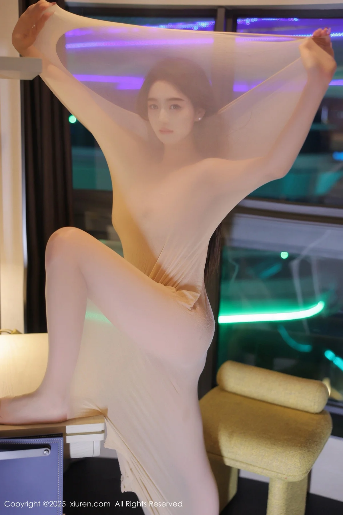 Candy糖糖私房性感肉色连体丝袜秀丰腴身姿撩人绝美写真 第 121 张