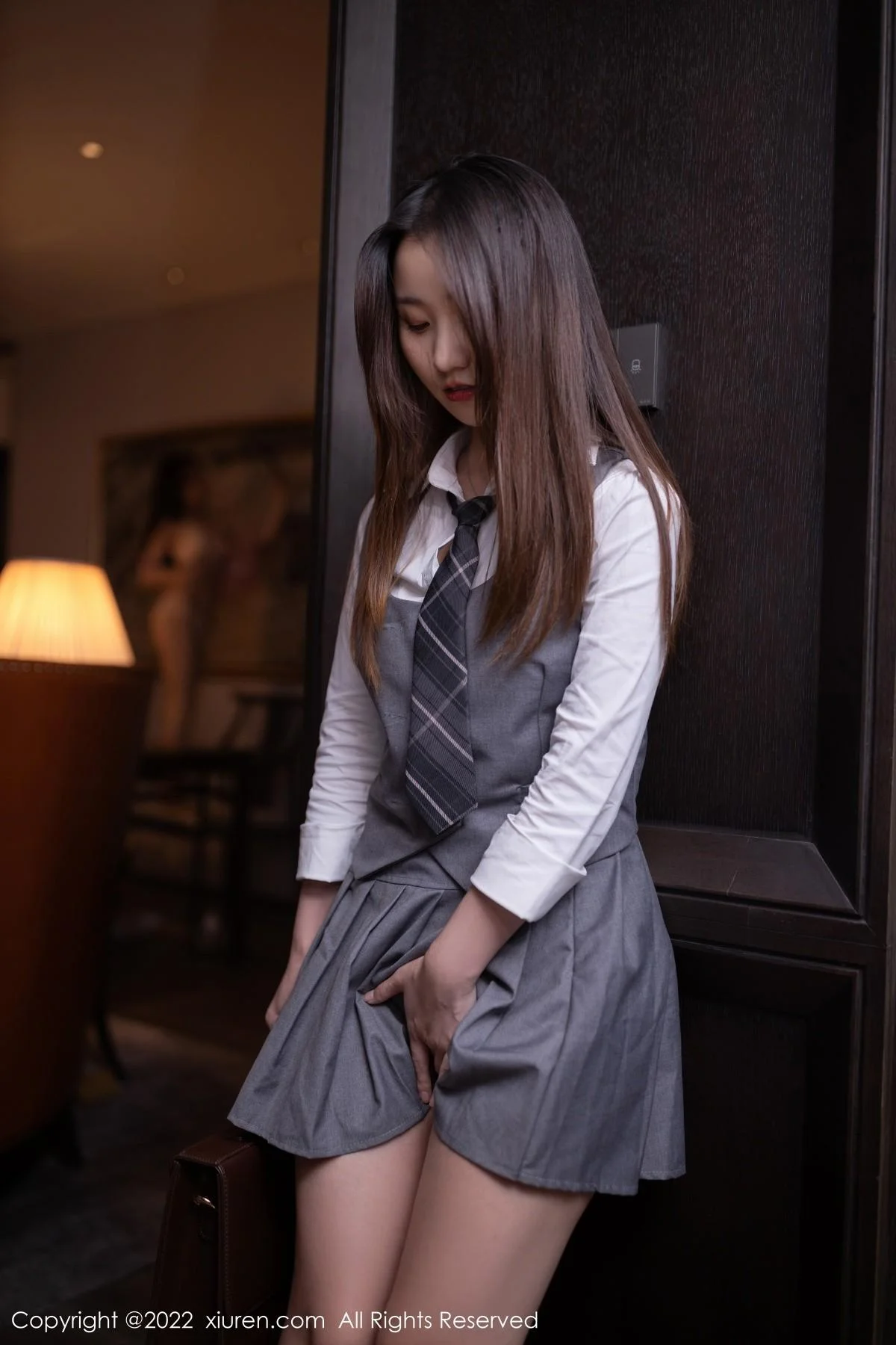 鱼子酱Fish云南旅拍粉色上衣配牛仔裤秀完美身材绝美写真 第 36 张