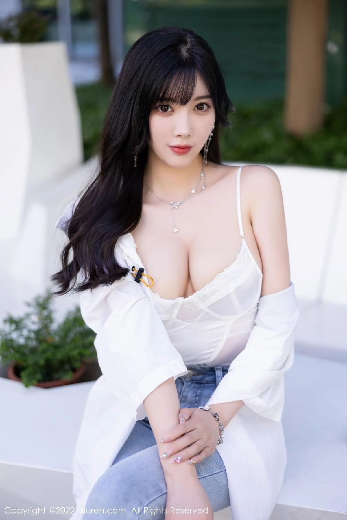 杨晨晨Yome私房半脱露白色内衣配无内肉丝迷人绝美写真 第 16 张