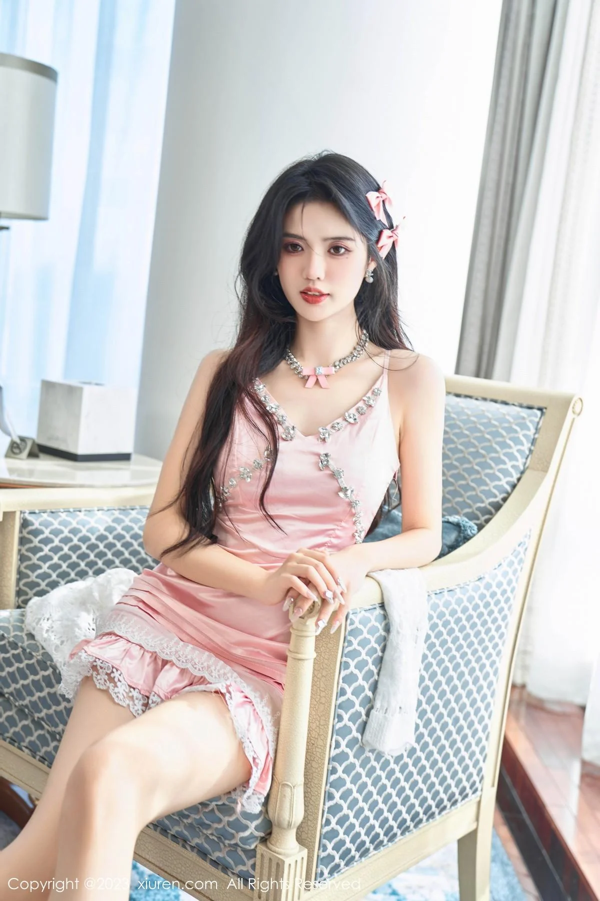 浅浅Danny性感粉色连衣短裙半脱秀丰腴身姿撩人绝美写真 第 16 张