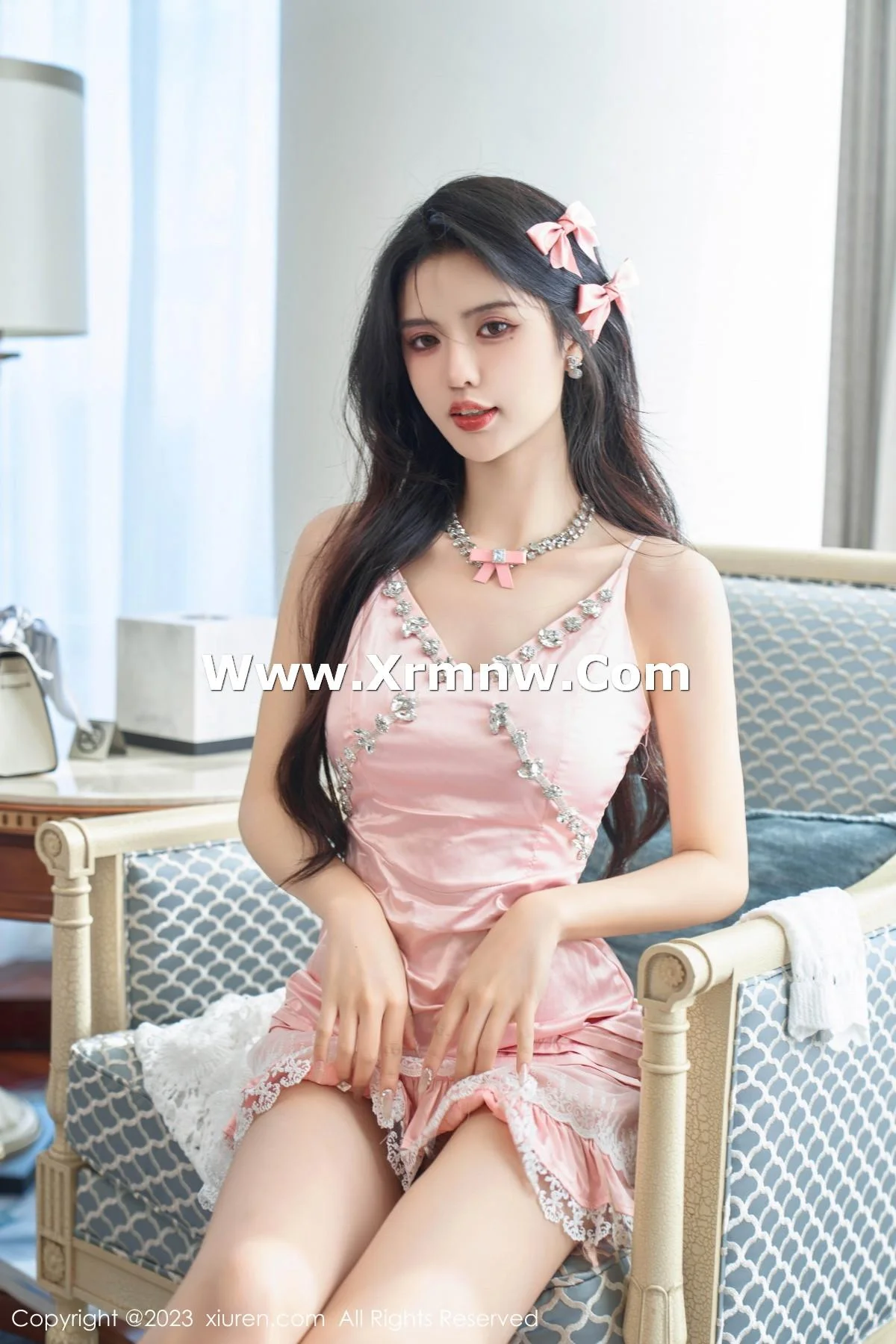 浅浅Danny性感粉色连衣短裙半脱秀丰腴身姿撩人绝美写真 第 20 张
