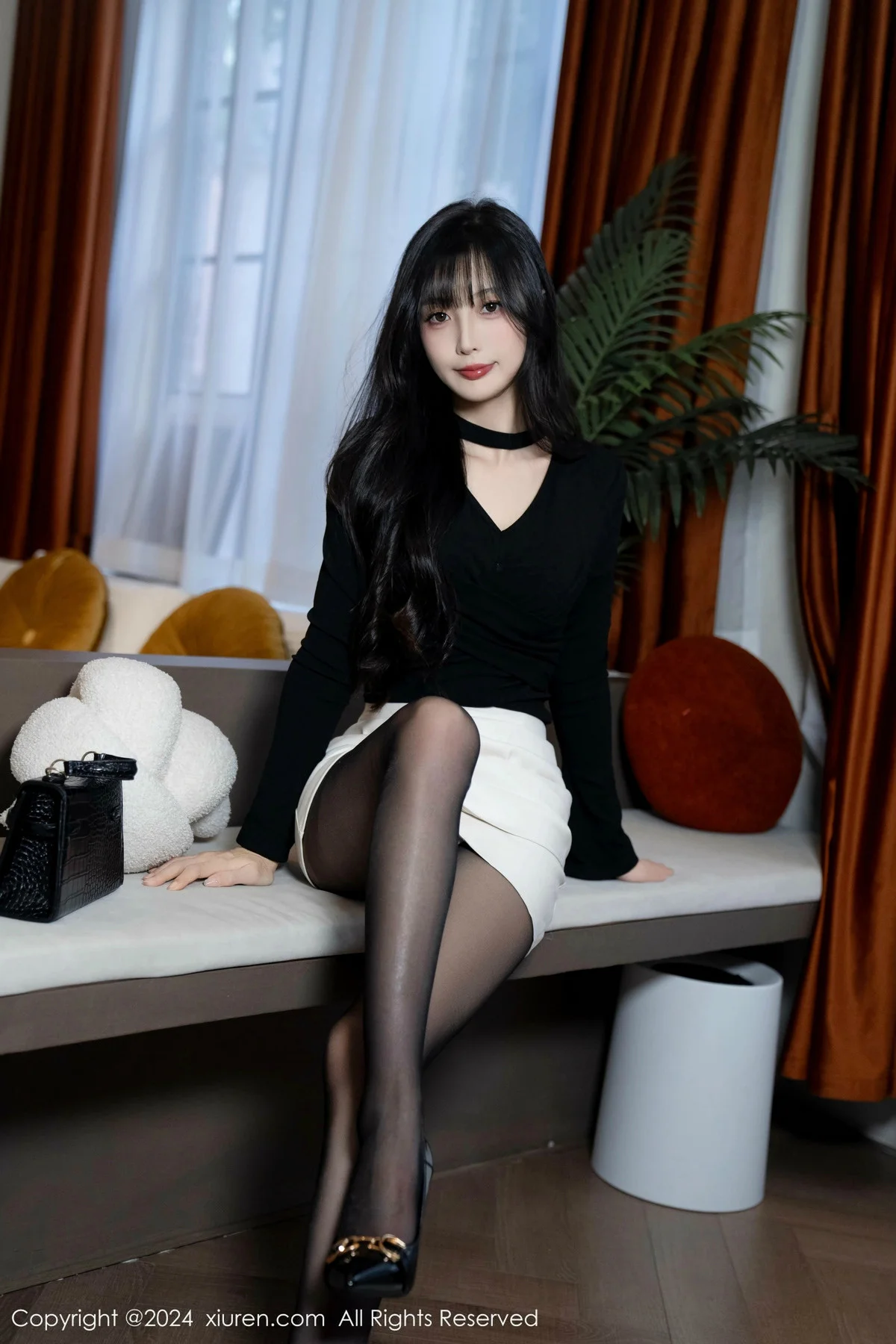 林星阑性感墨绿色内衣配超薄黑丝秀曼妙身姿迷人绝美写真 第 29 张