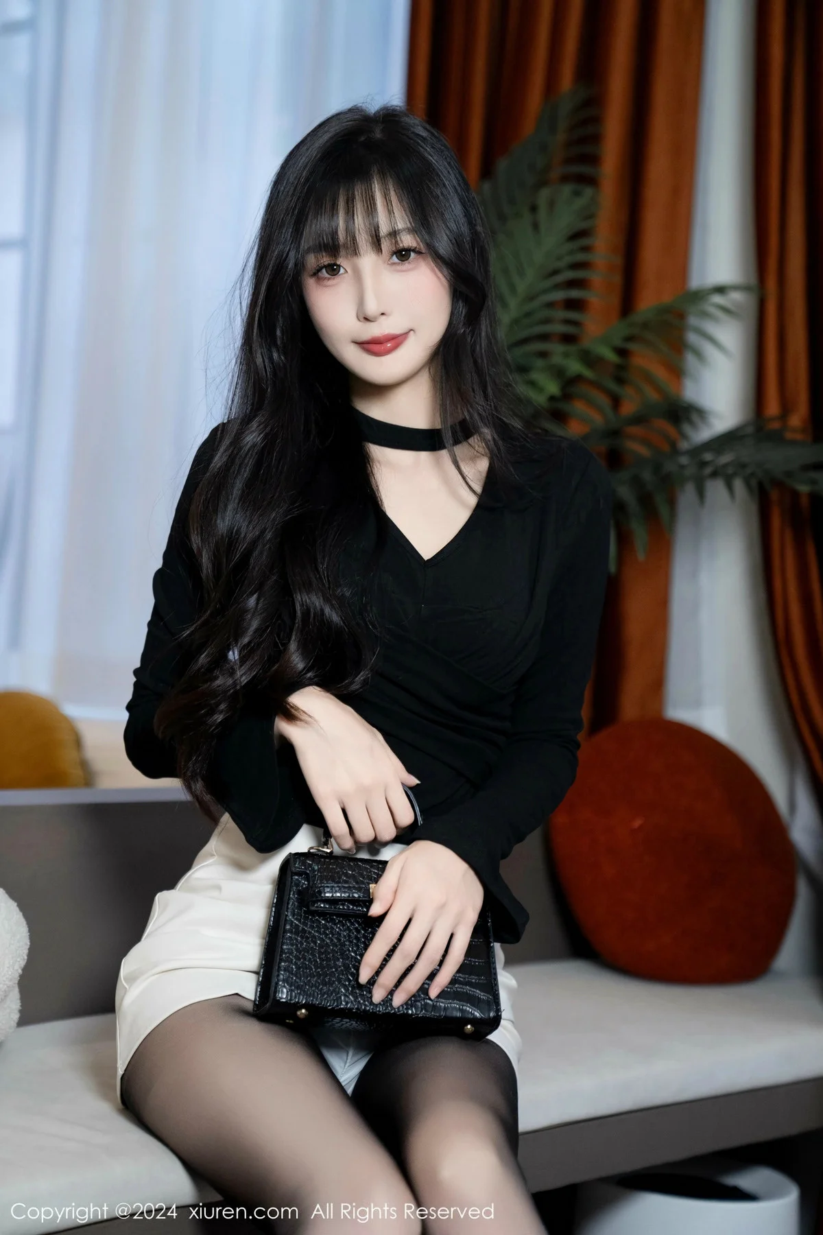 林星阑性感墨绿色内衣配超薄黑丝秀曼妙身姿迷人绝美写真 第 44 张