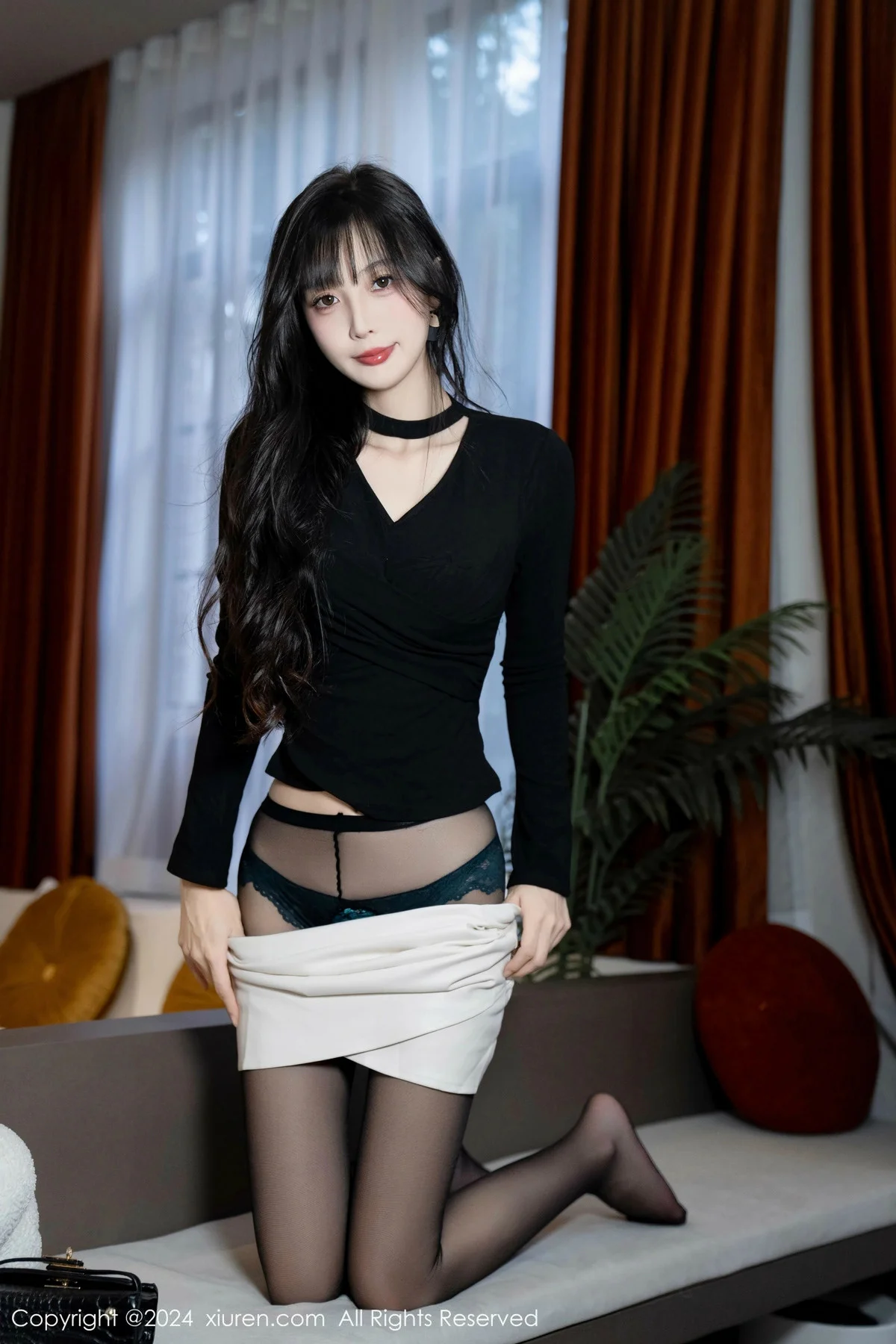 林星阑性感墨绿色内衣配超薄黑丝秀曼妙身姿迷人绝美写真 第 77 张