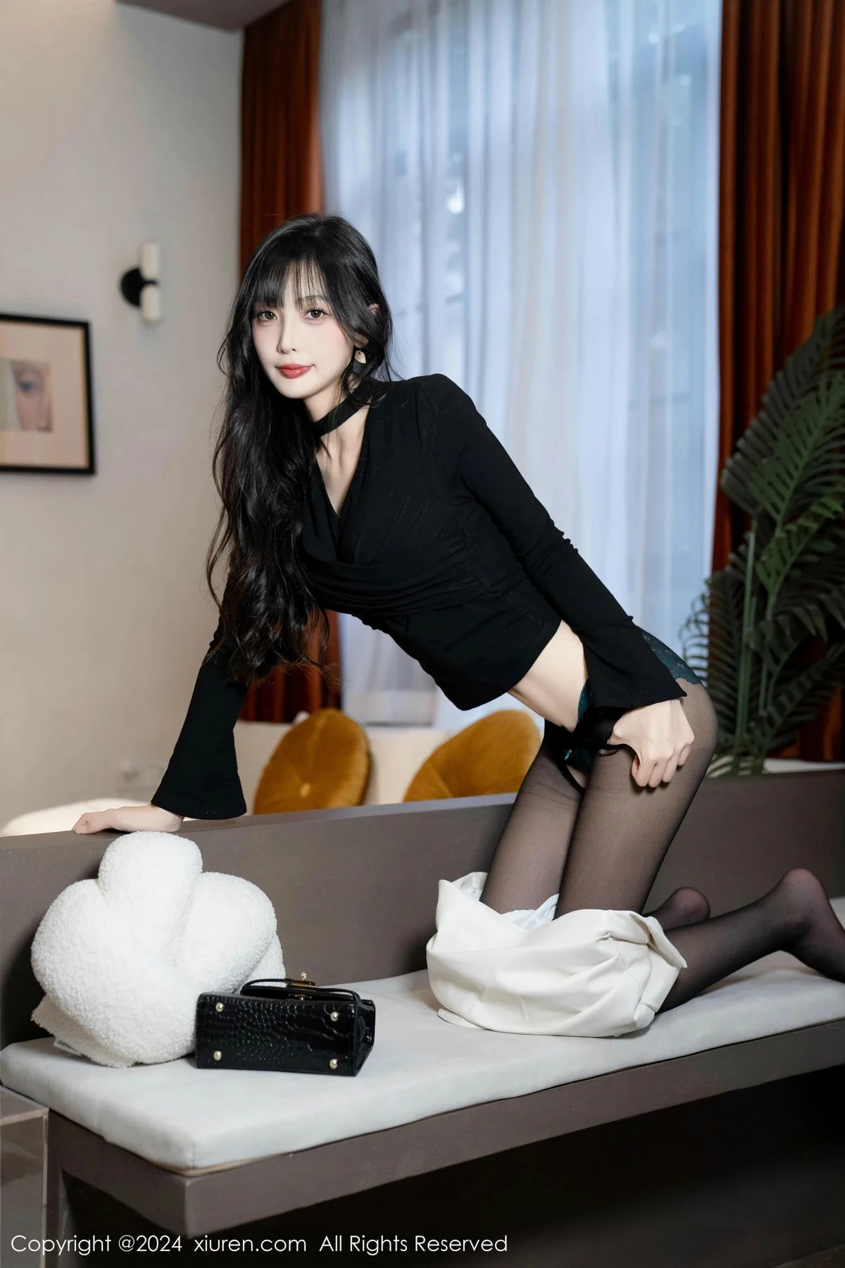 林星阑性感墨绿色内衣配超薄黑丝秀曼妙身姿迷人绝美写真 第 93 张