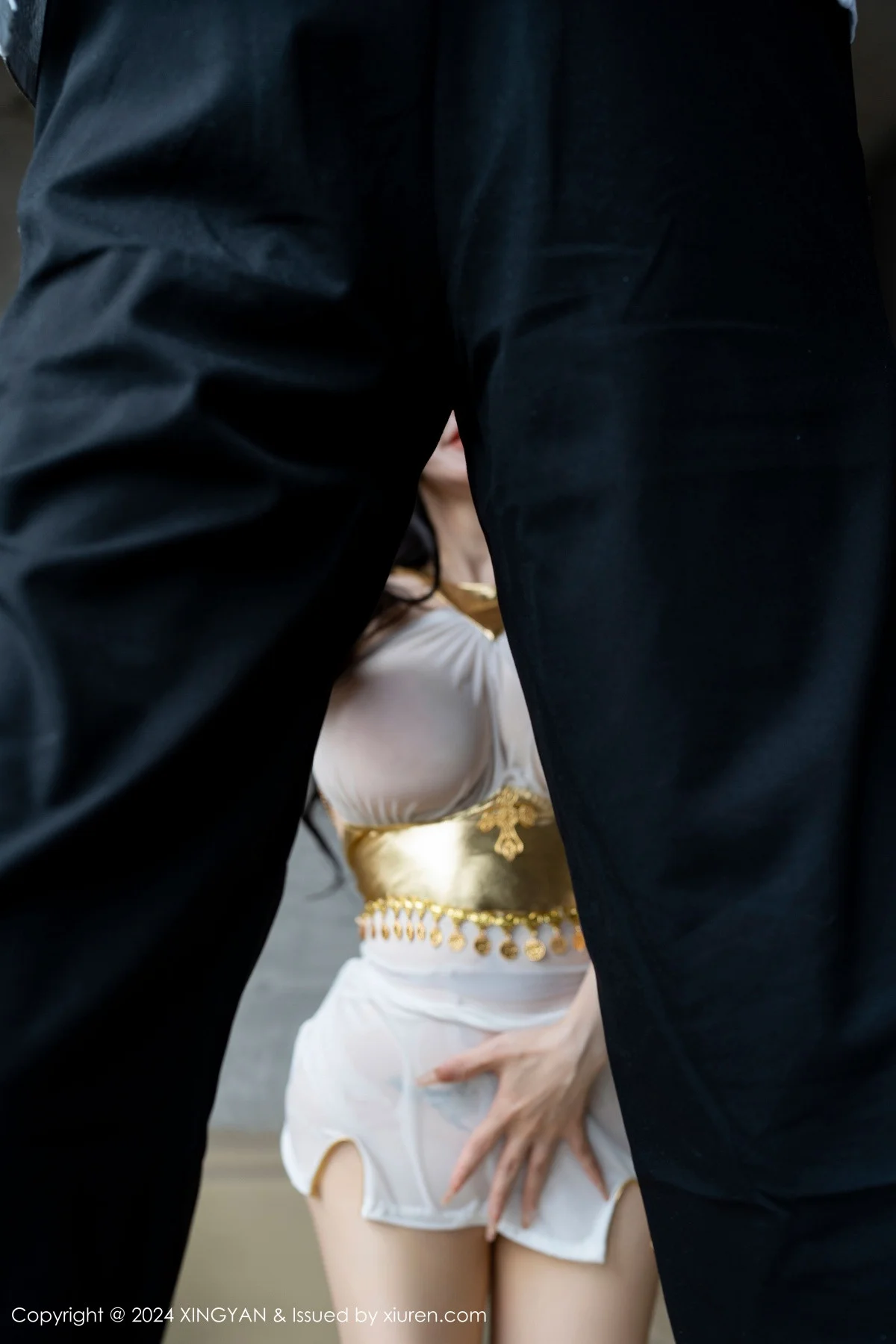 潘思沁性感白色轻透连衣短裙配原色丝袜秀丰满身材绝美写真 第 101 张