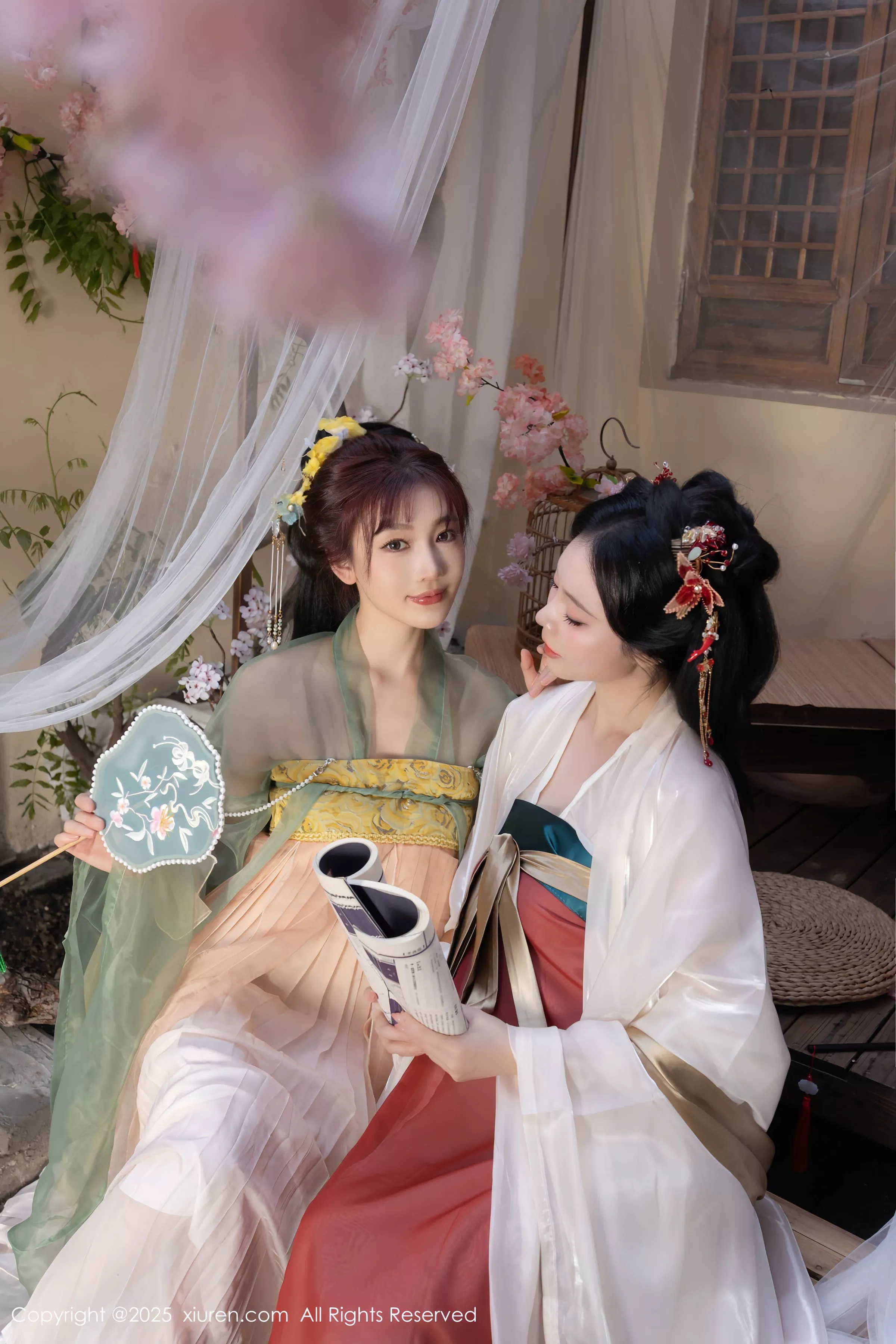 合集陆萱萱＆安然anran激情互动薄纱古装撩人绝美写真 第 19 张