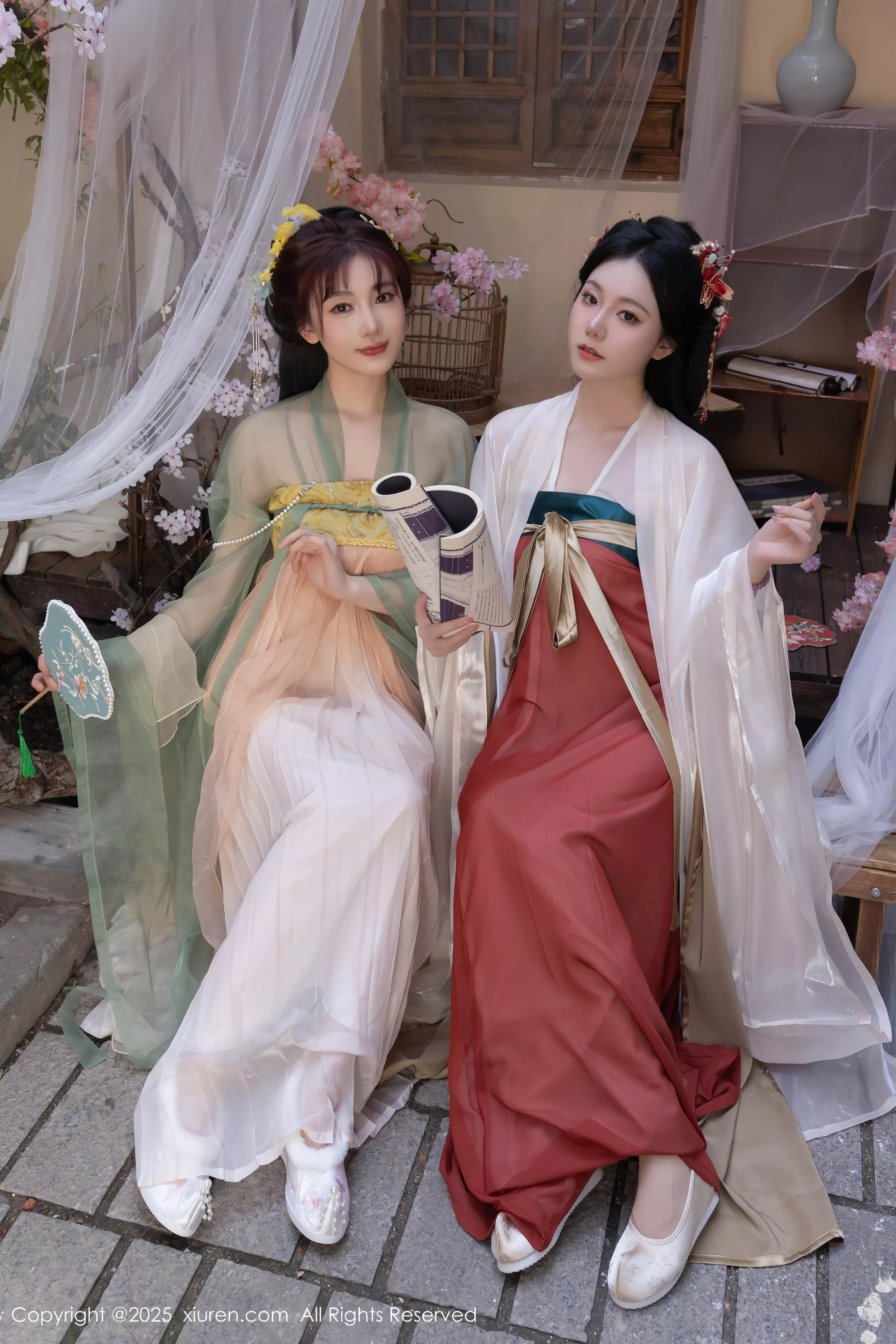 合集陆萱萱＆安然anran激情互动薄纱古装撩人绝美写真 第 22 张