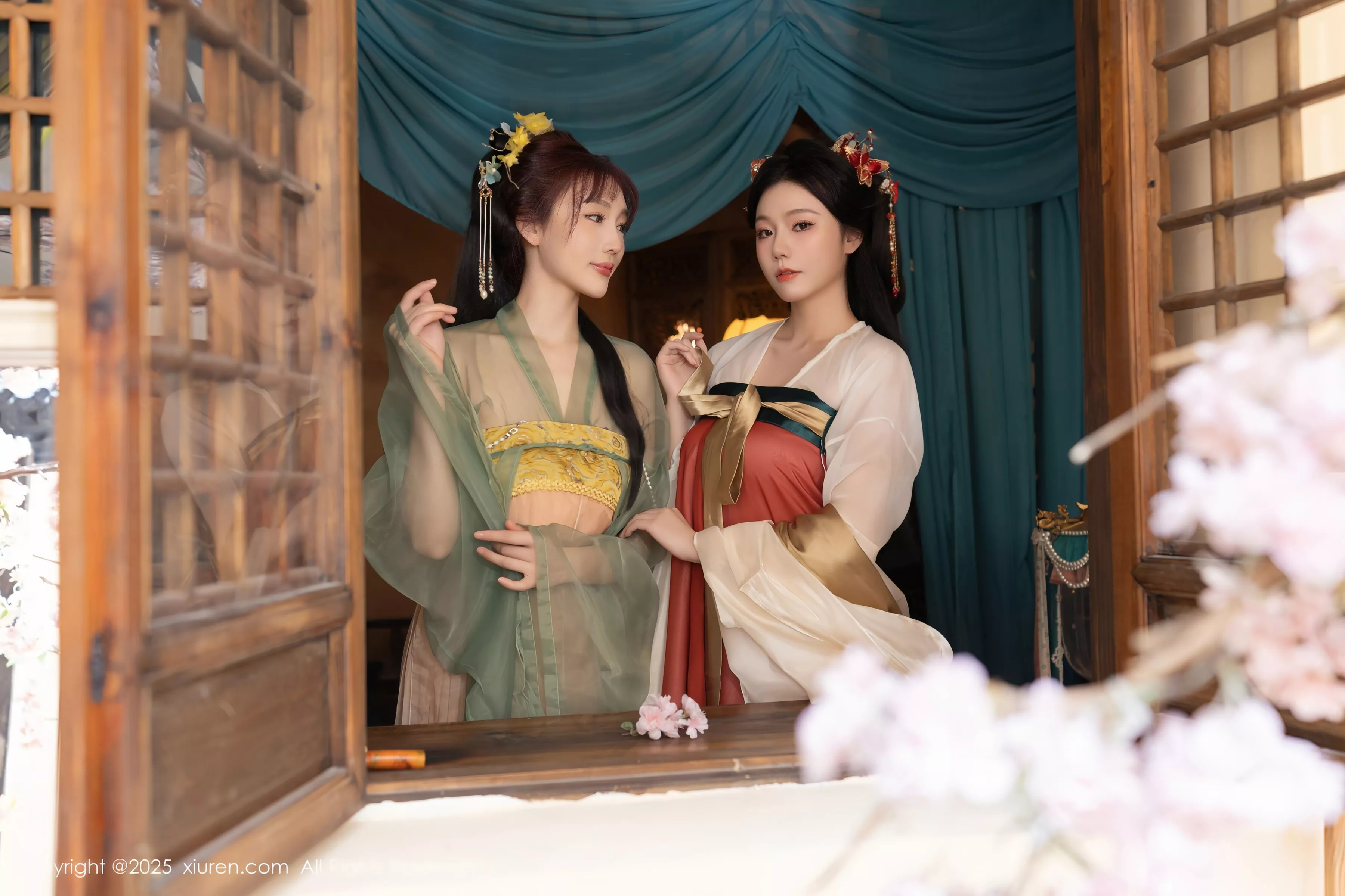 合集陆萱萱＆安然anran激情互动薄纱古装撩人绝美写真 第 58 张