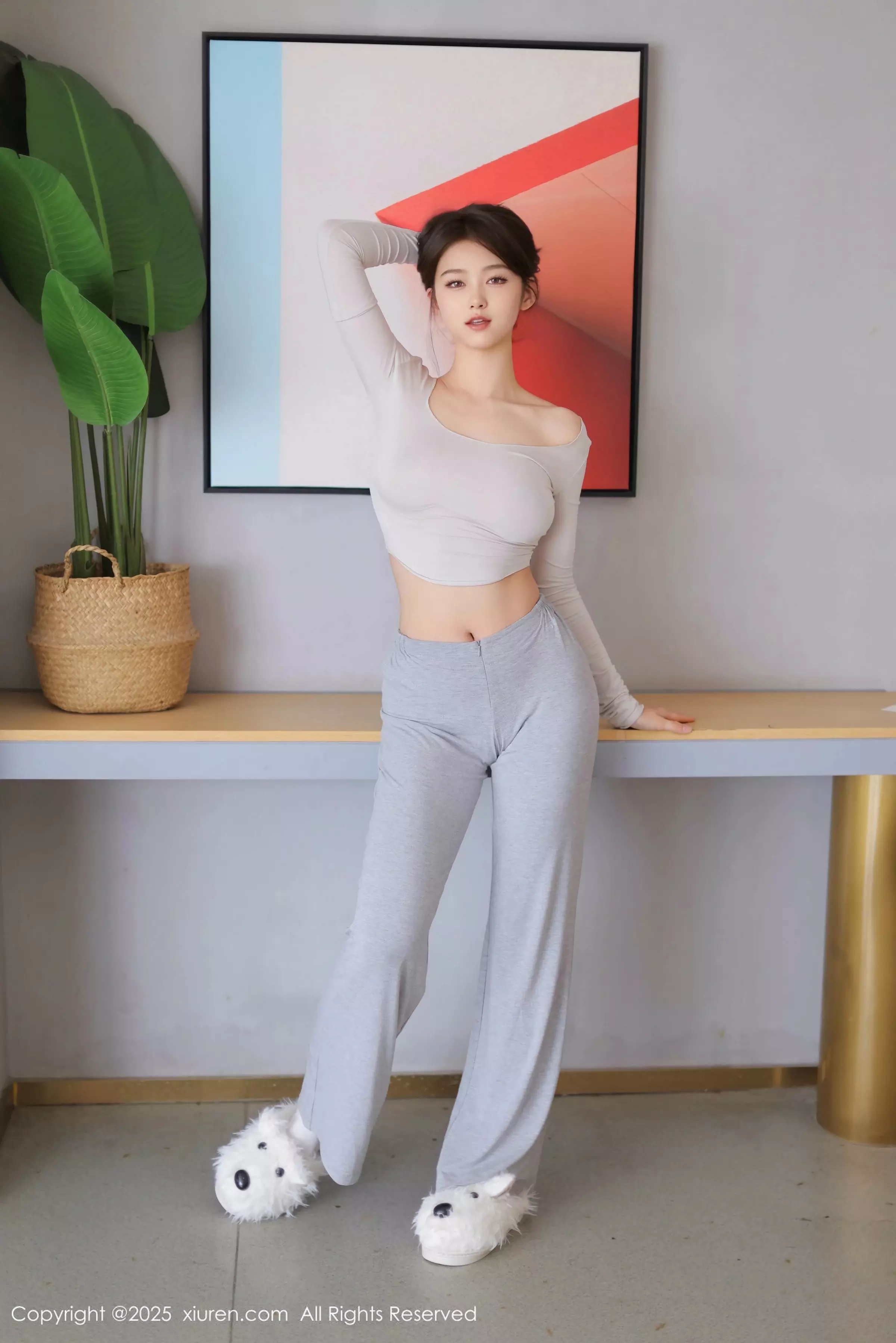 小橘子orange性感灰色日常服配超薄黑丝秀曼妙身姿绝美写真 第 23 张
