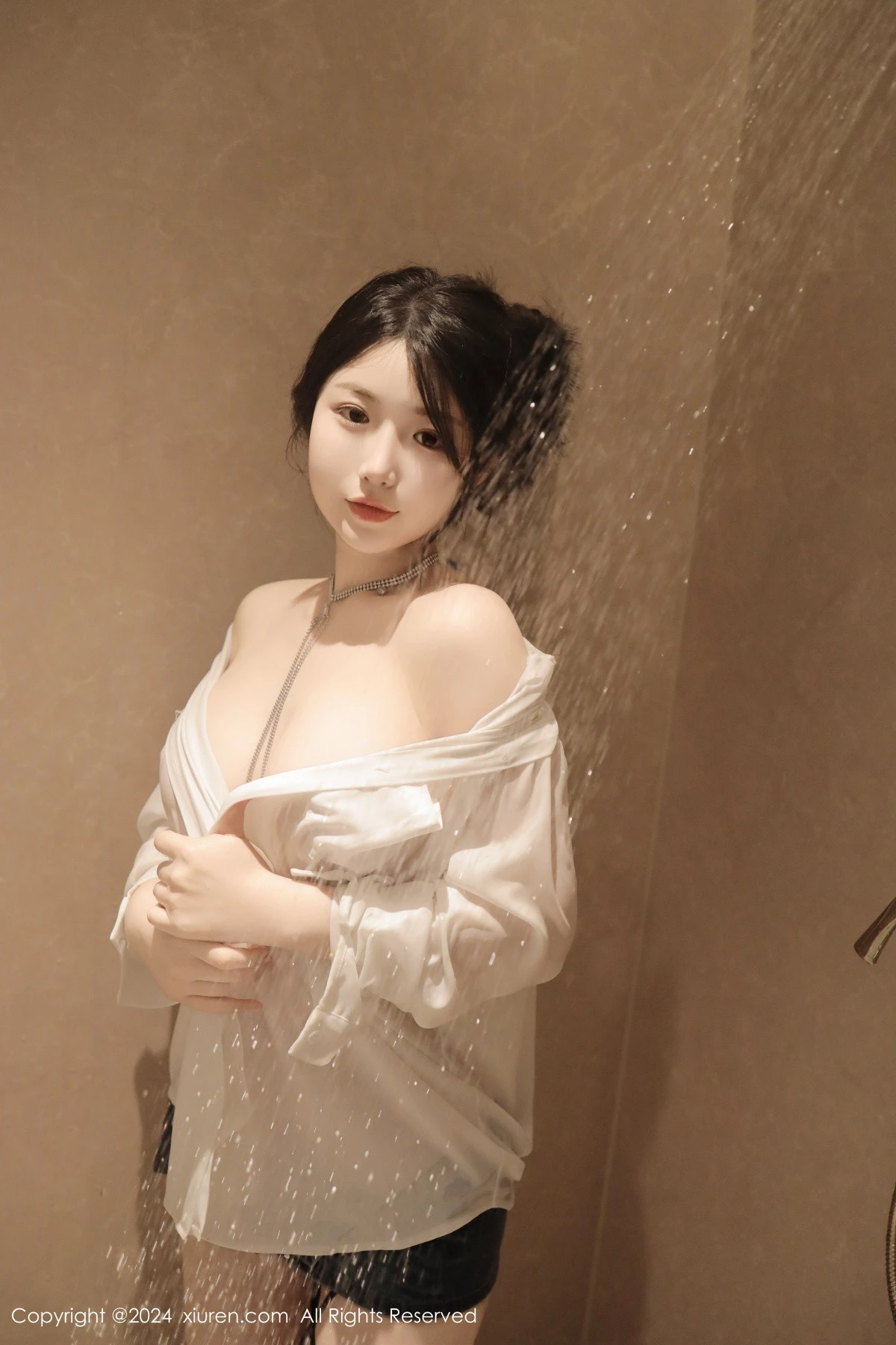 陈小花浴室性感白色轻透上衣配牛仔短裤秀曼妙身姿绝美写真 第 46 张