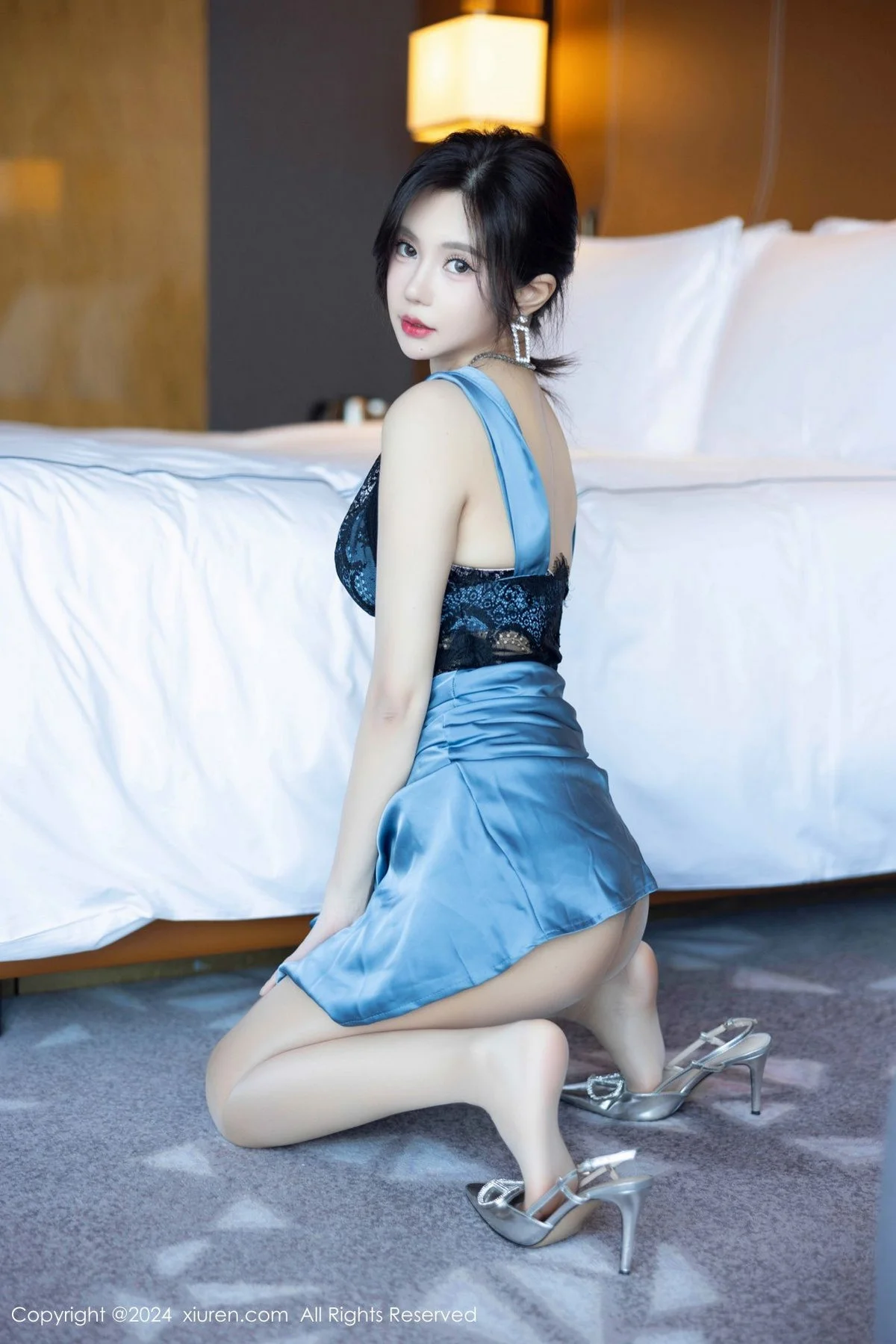 绮里嘉ula性感黑色蕾丝内衣配肉色丝袜秀完美身材绝美写真 第 25 张
