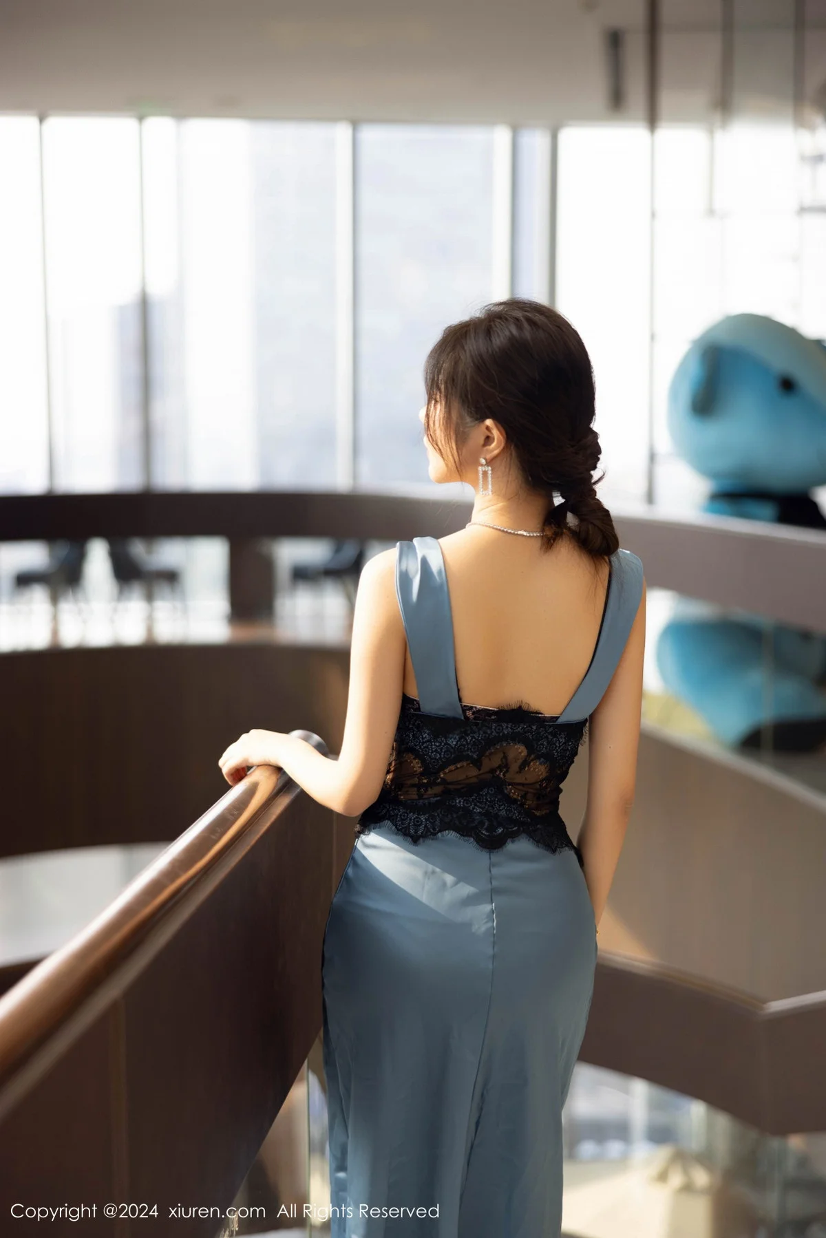 绮里嘉ula性感黑色蕾丝内衣配肉色丝袜秀完美身材绝美写真 第 6 张
