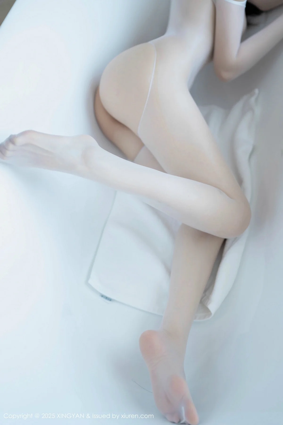 清妙私房浴室性感白色薄透连体丝袜秀惹火身材绝美写真 第 106 张