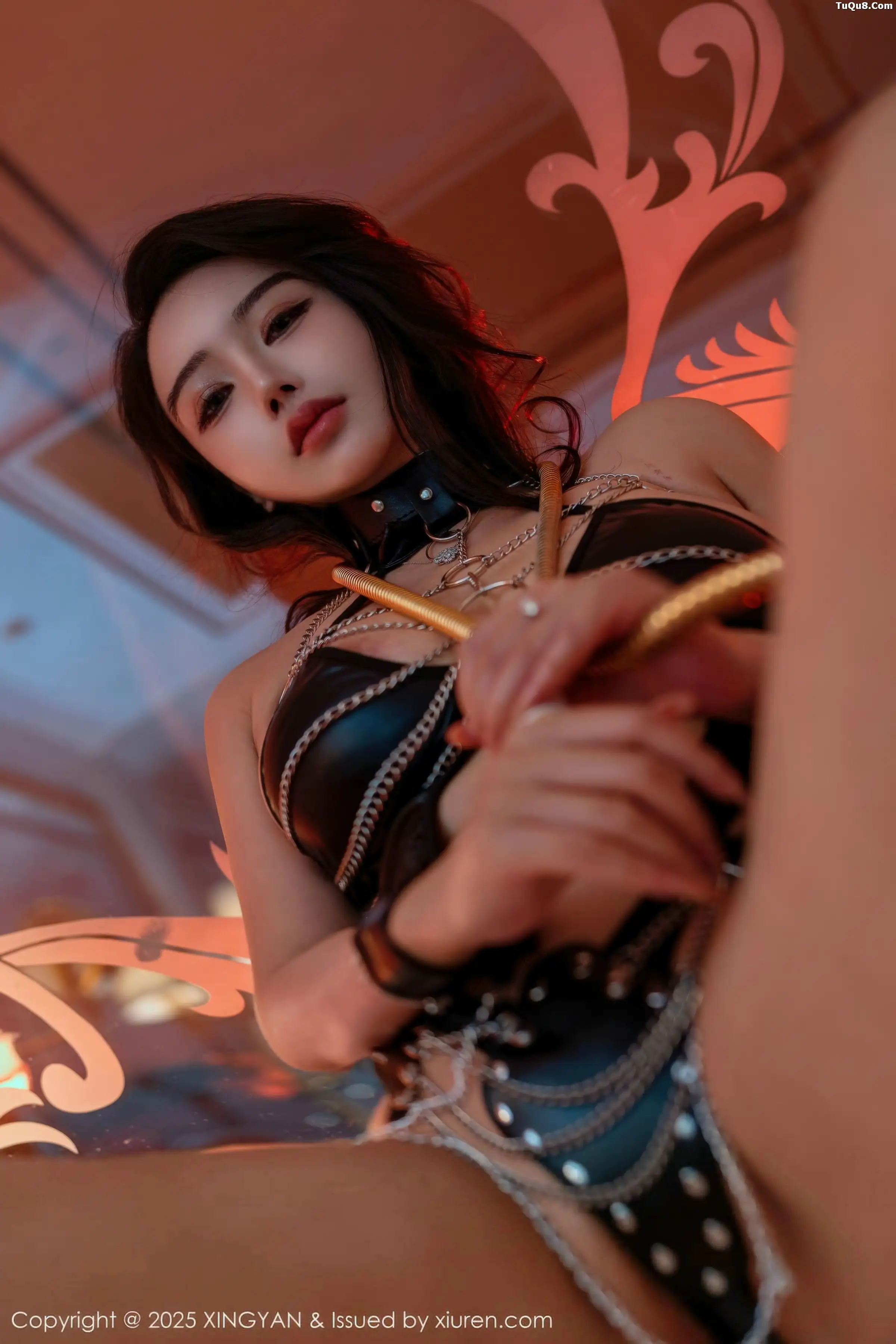 李若汐浴室场景性感黑色情趣服饰秀丰腴身材惹火绝美写真 第 63 张