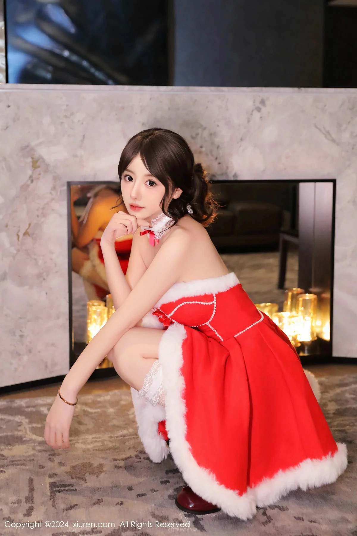 桃妖夭圣诞主题性感红色短裙配白丝袜秀惹火身材绝美写真 第 31 张