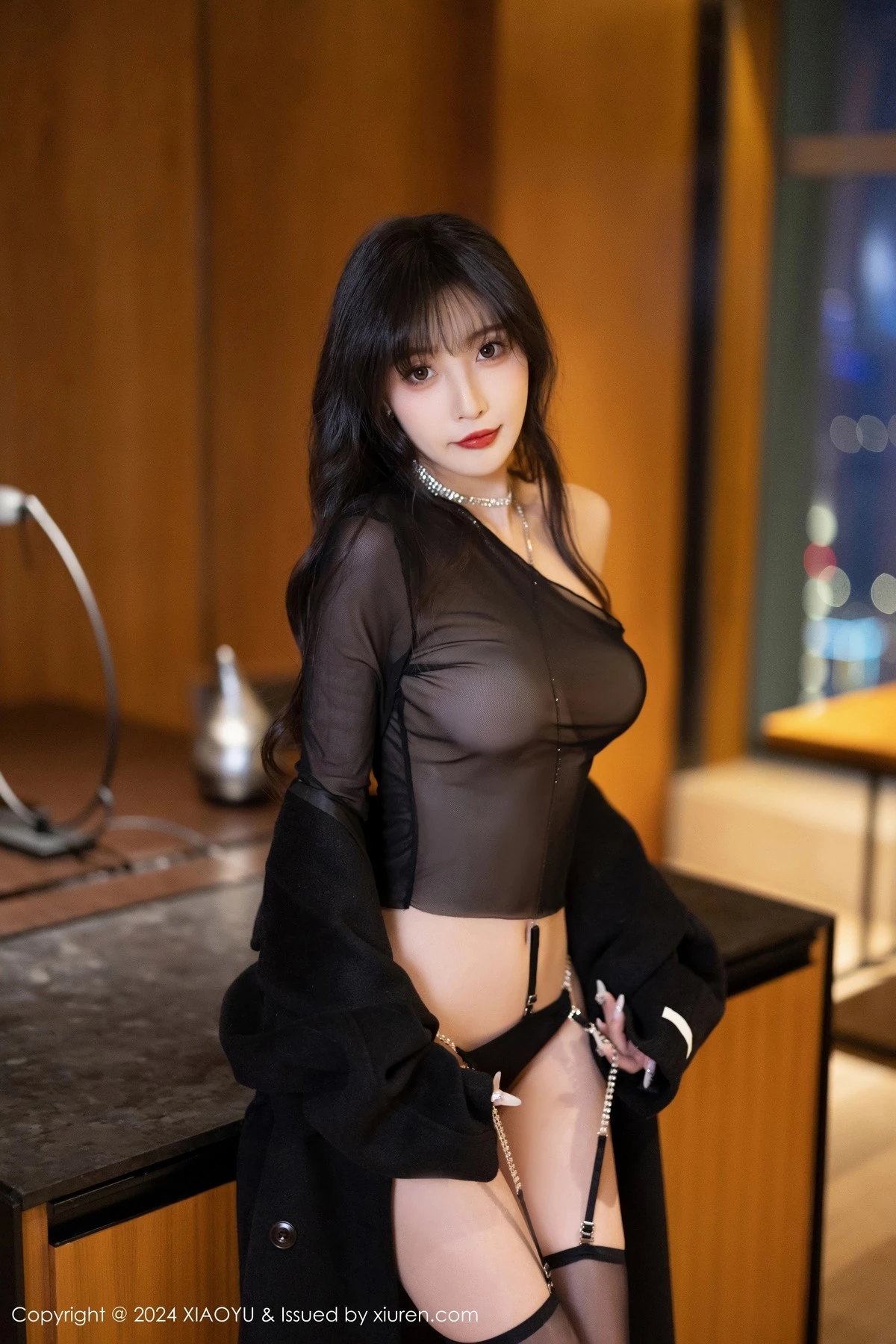 林星阑性感黑色轻透内衣配黑丝吊袜秀曼妙身姿迷人绝美写真 第 35 张