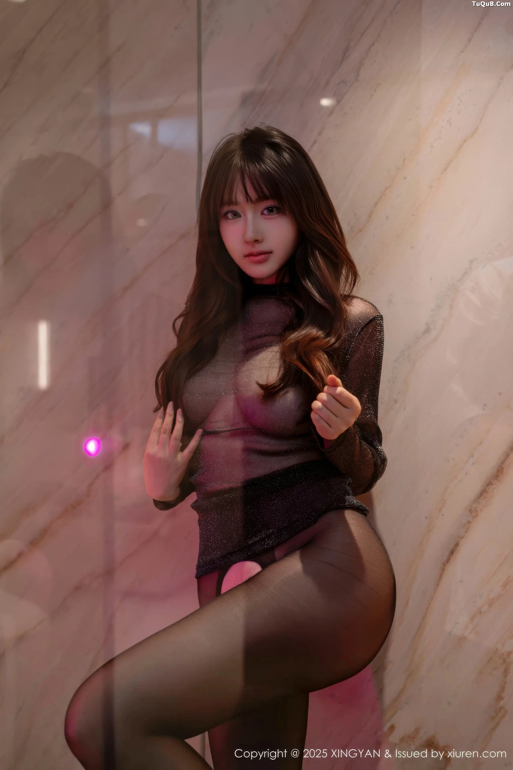 沈南汐RuRu粉色连衣短裙+黑色薄纱服饰秀美腿绝美写真 第 32 张