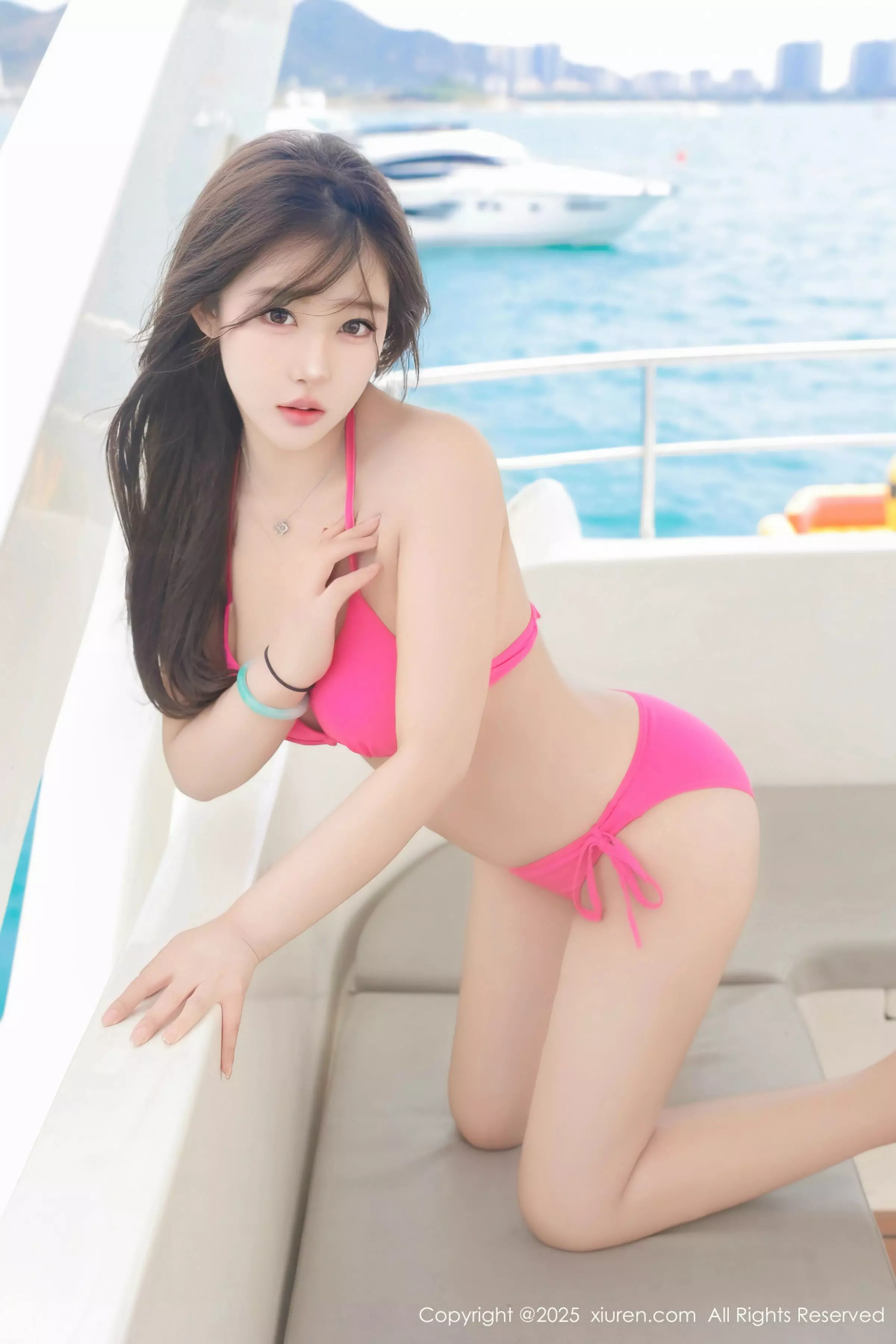 江淑影river户外游艇性感粉色比基尼秀曼妙身姿粉嫩绝美写真 第 49 张