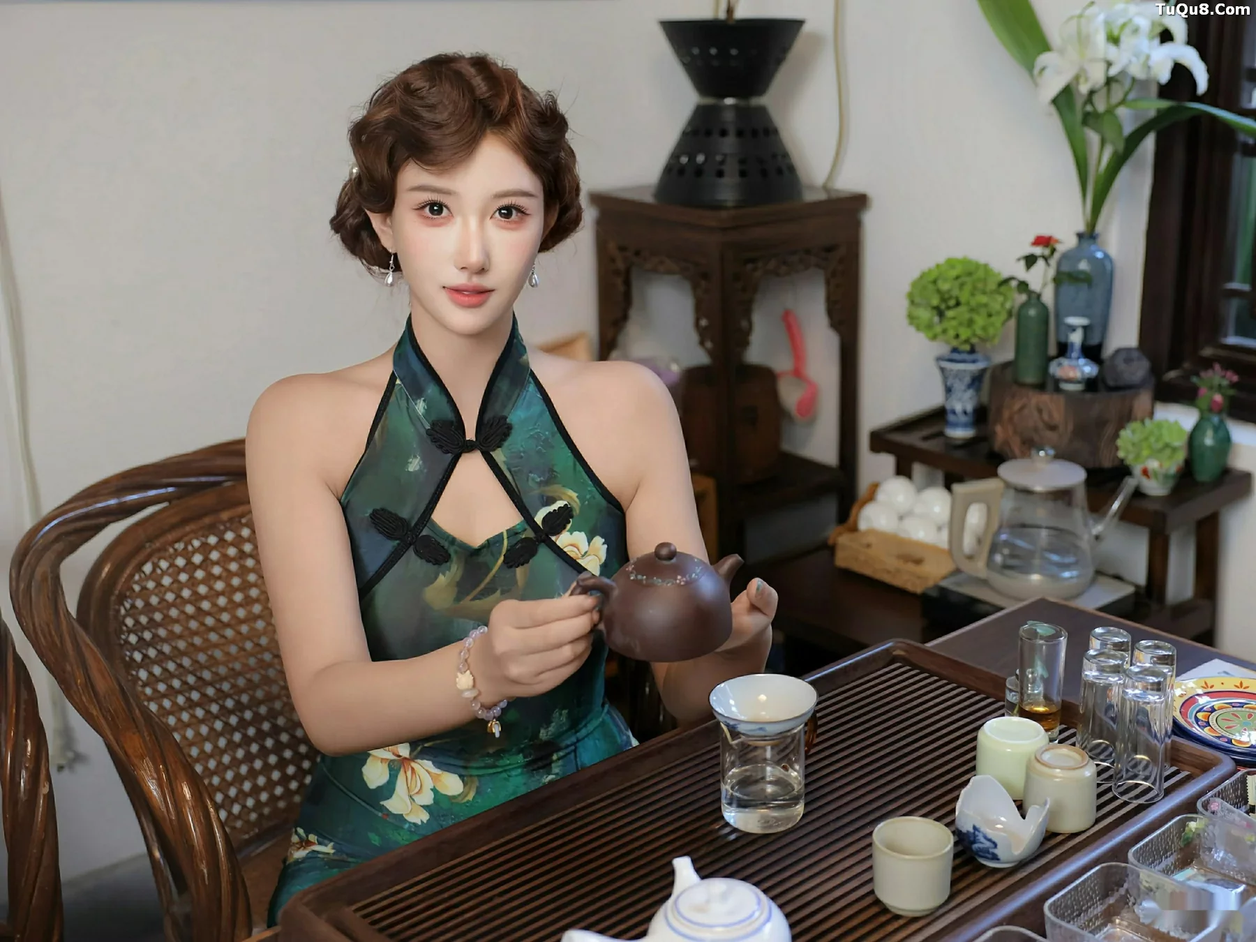 金允希Yuki性感绿色旗袍配超薄肉丝秀丰腴身材迷人绝美写真 第 6 张