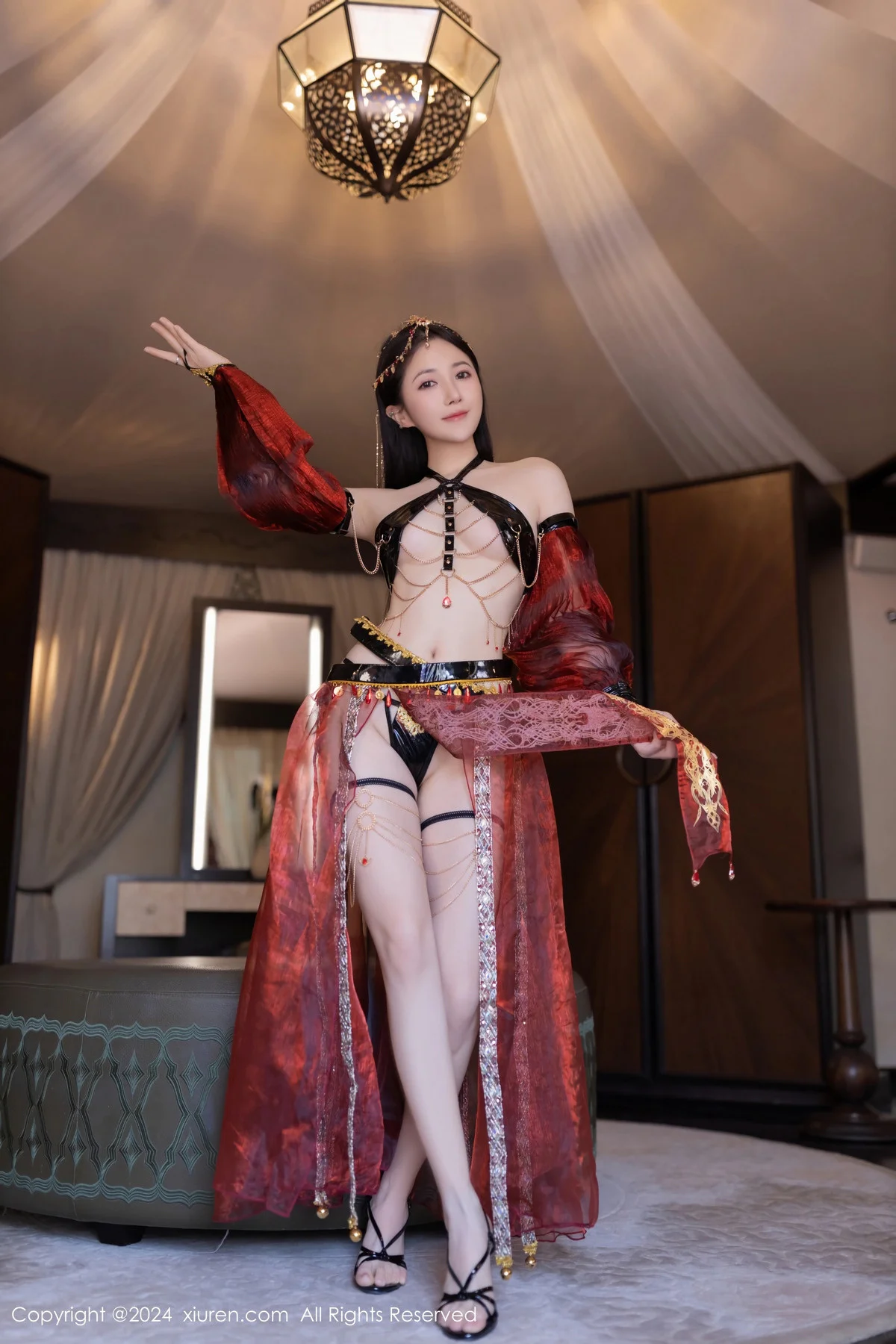 鱼子酱Fish性感舞娘薄纱露黑色情趣内衣秀完美身材绝美写真 第 37 张