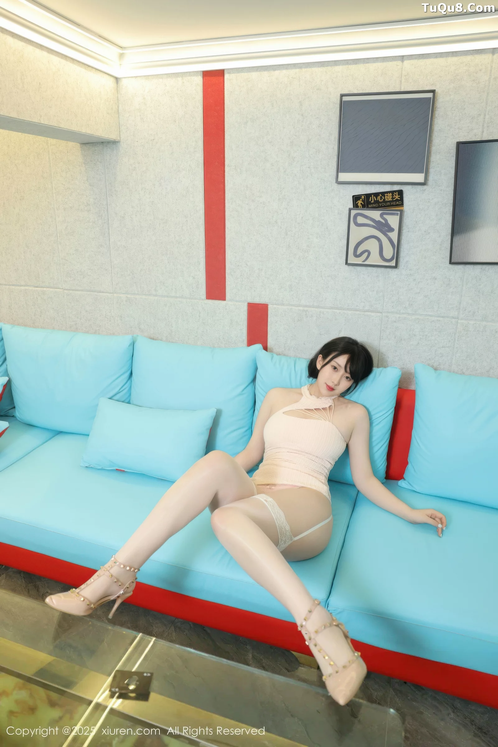 李沁恩lrene性感浅色连衣短裙配白丝吊袜秀丰满身材绝美写真 第 50 张