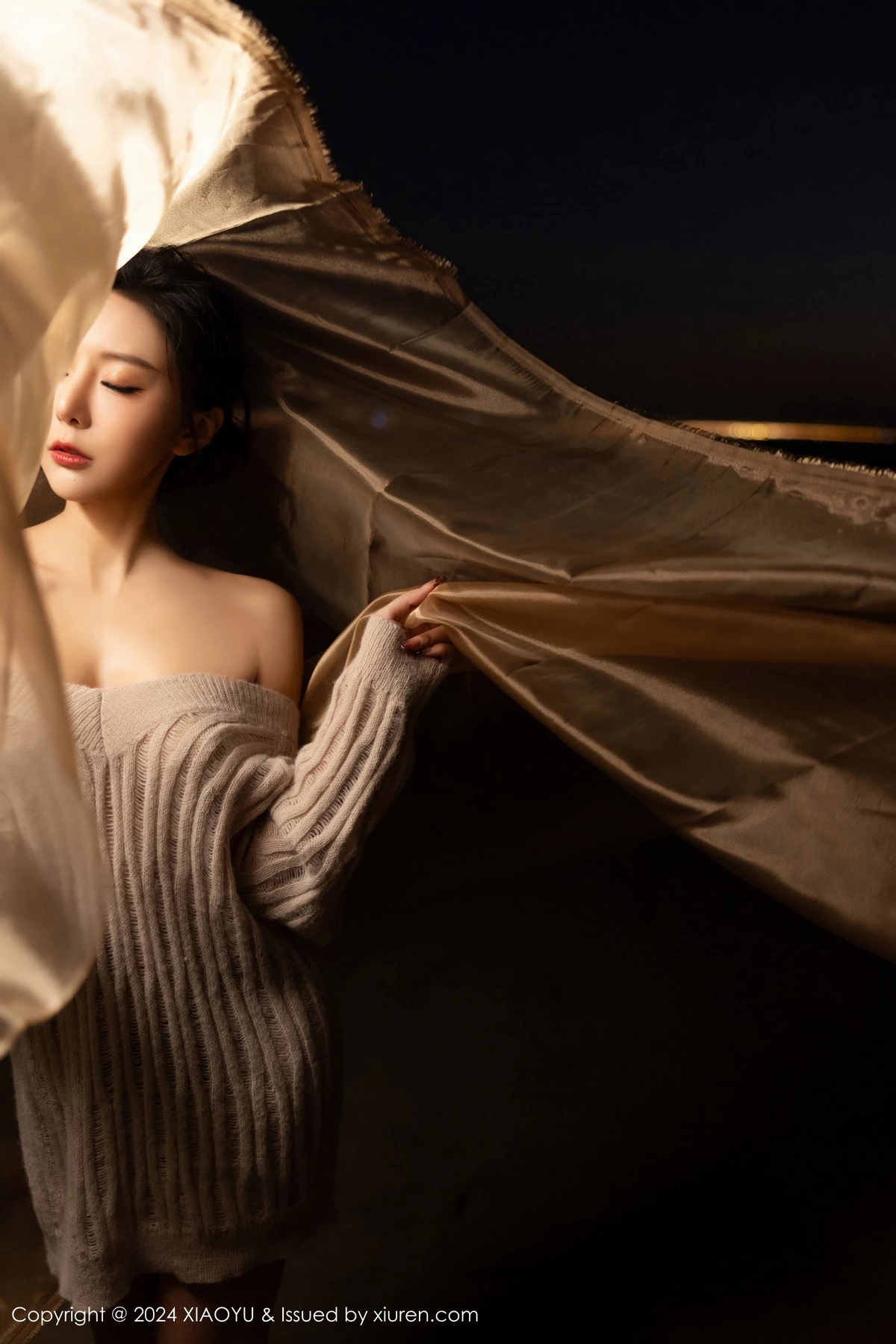 王馨瑶yanni性感黑色情趣内衣配黑丝袜秀完美身材绝美写真 第 47 张