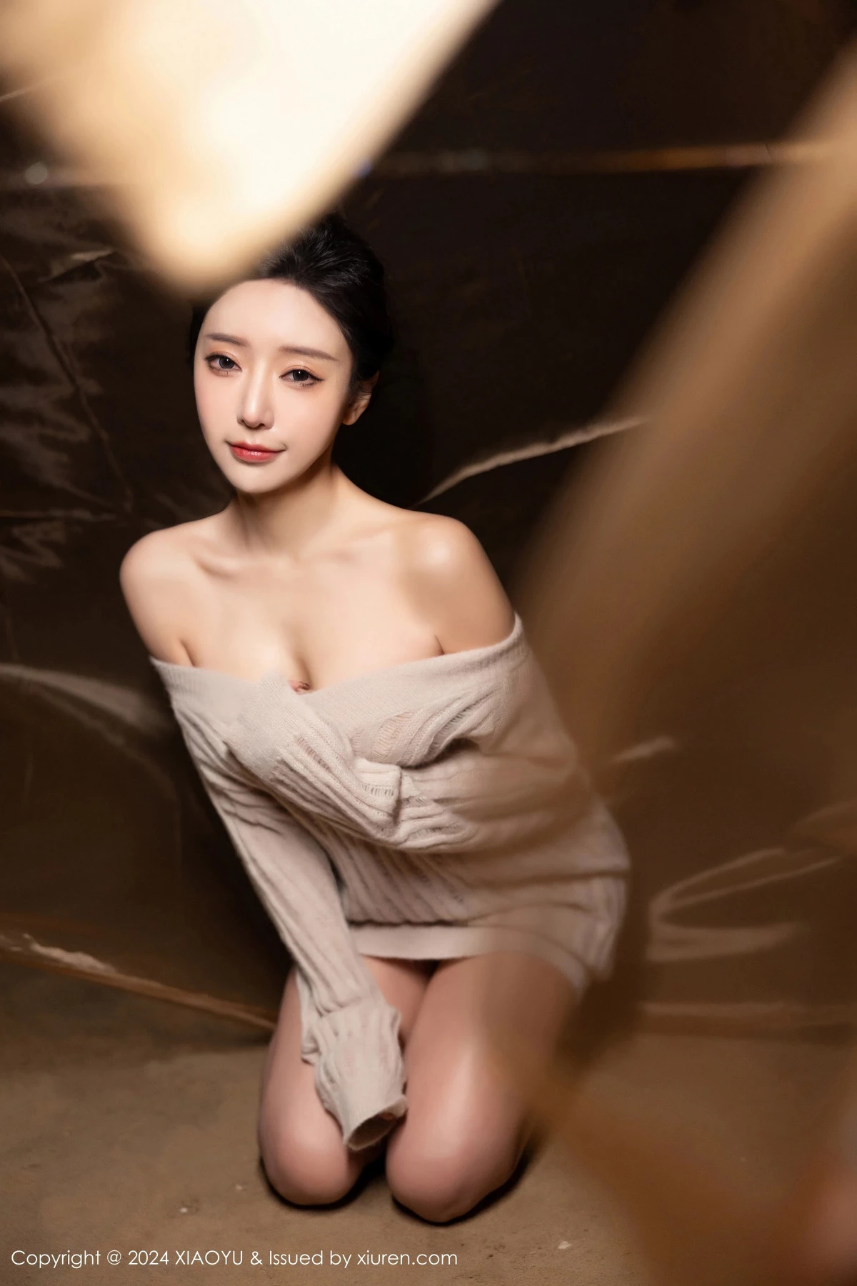王馨瑶yanni性感黑色情趣内衣配黑丝袜秀完美身材绝美写真 第 56 张