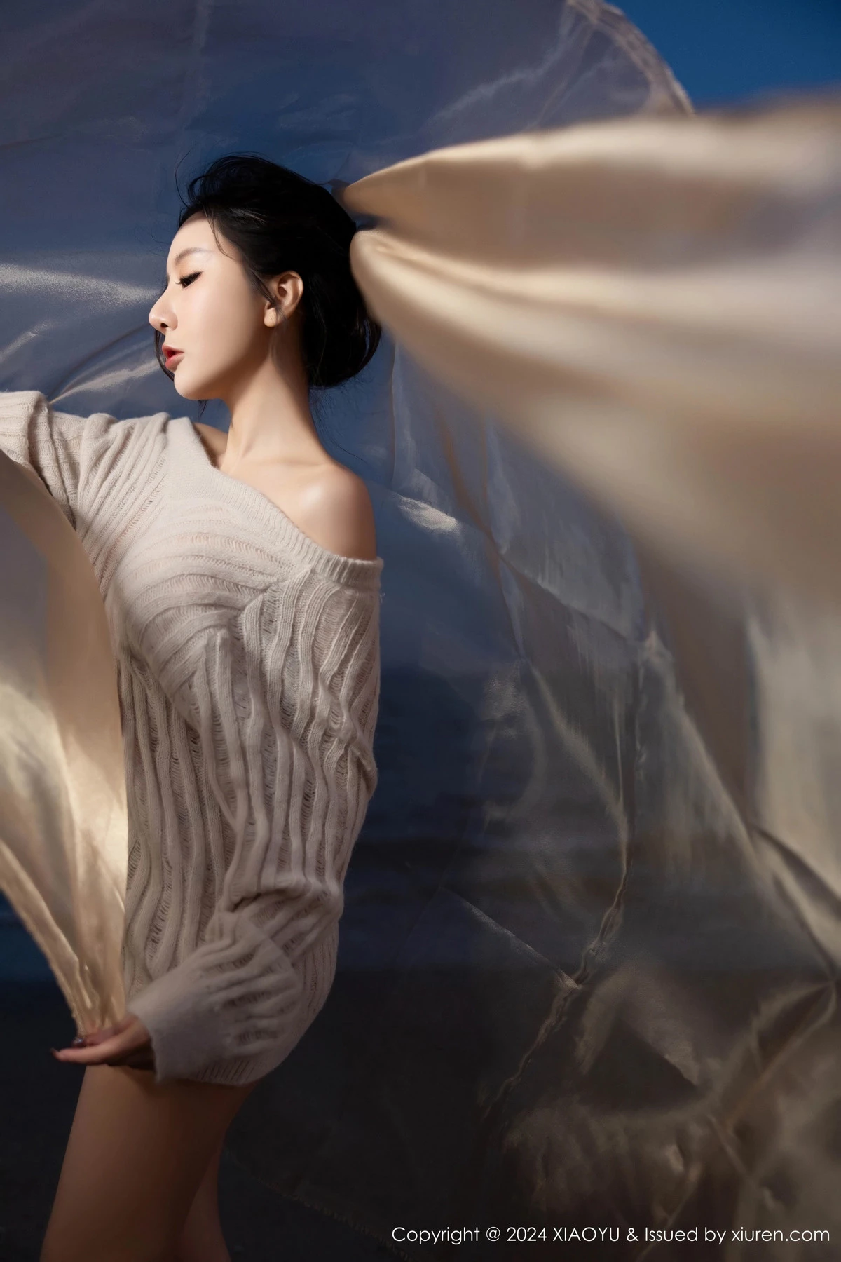 王馨瑶yanni性感黑色情趣内衣配黑丝袜秀完美身材绝美写真 第 6 张
