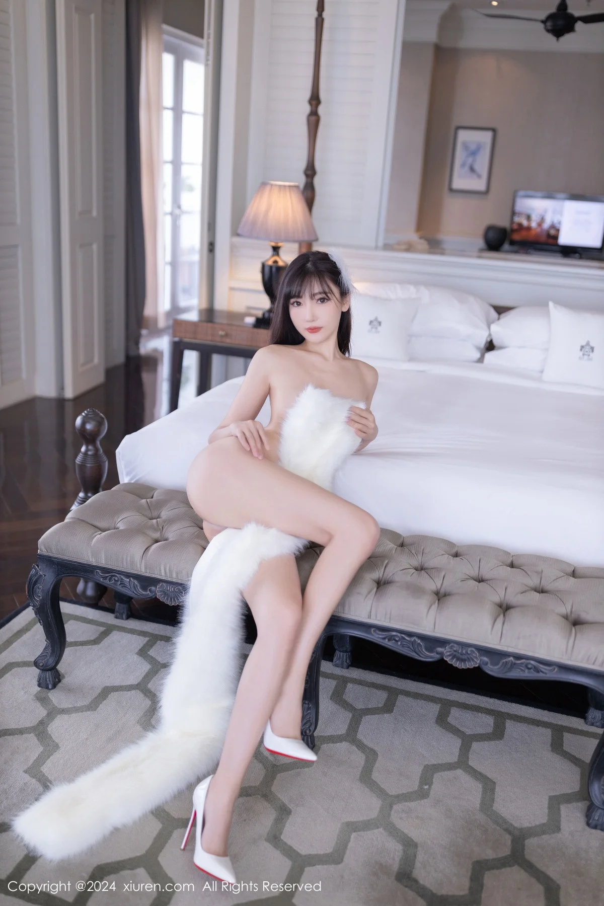 陆萱萱性感白色透视旗袍配超薄肉丝秀惹火身材撩人绝美写真 第 137 张