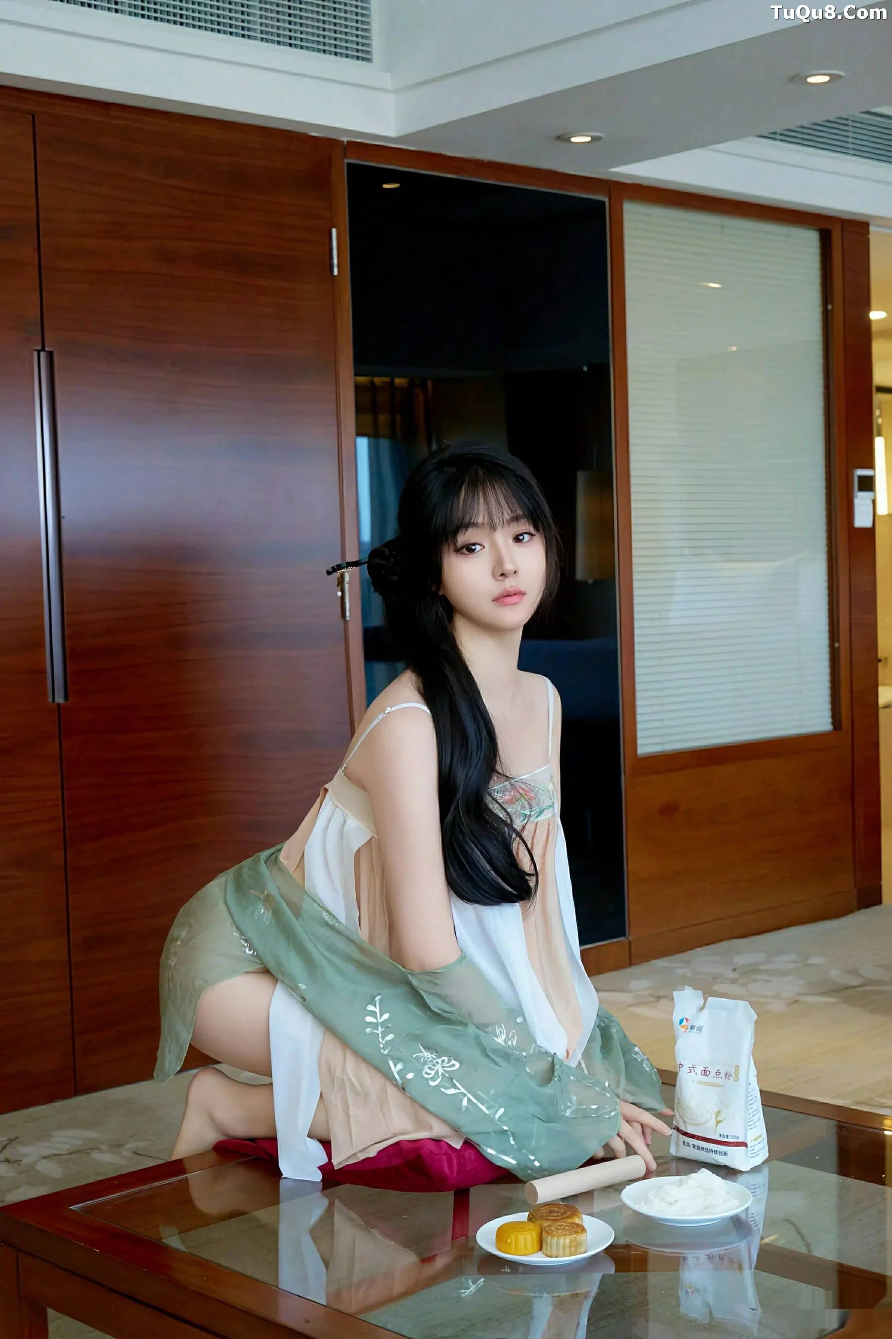沈南汐RuRu性感浅色古风服饰配超薄肉丝秀美腿绝美写真 第 39 张