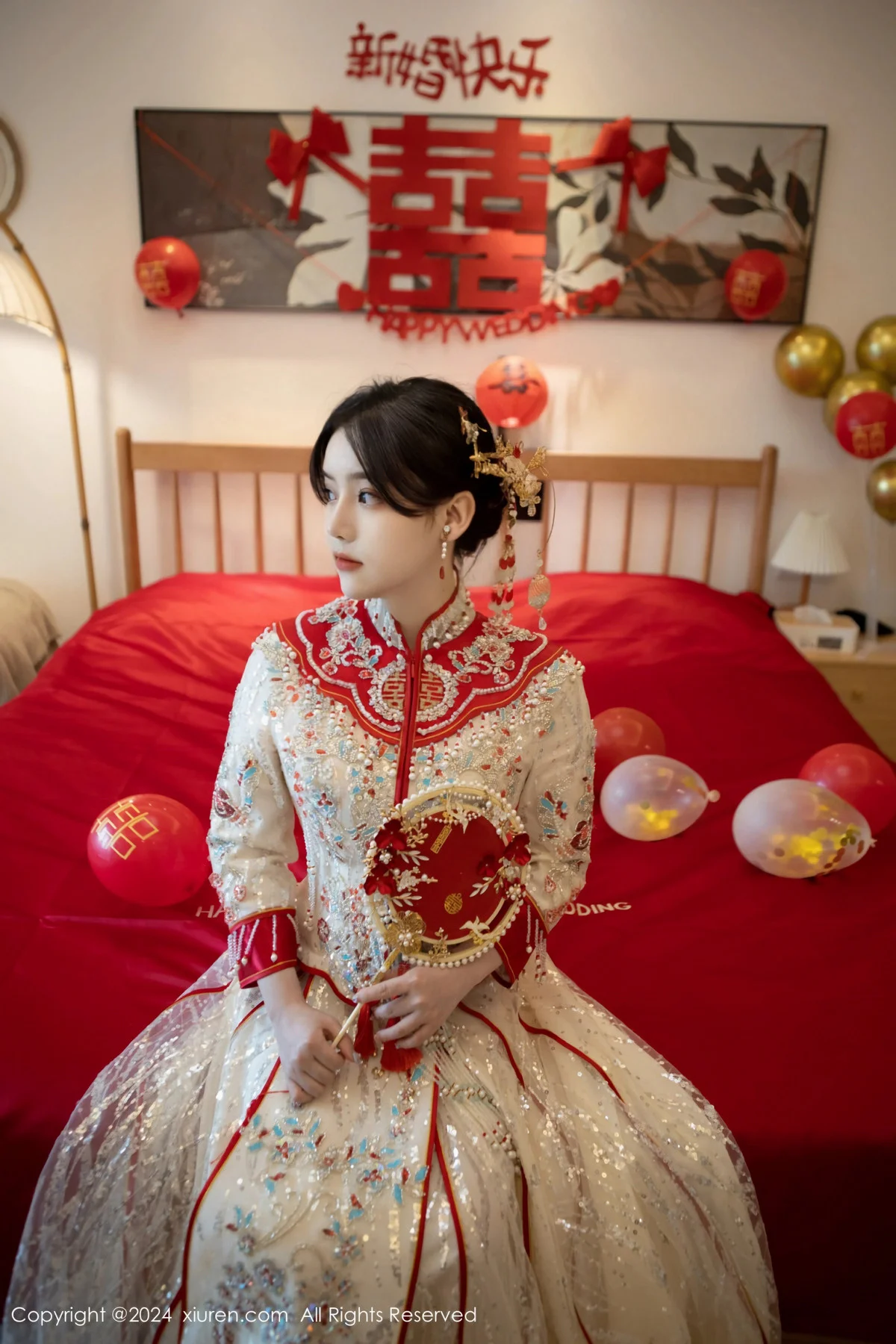 豆瓣酱闹新娘主题红色新娘装配超薄肉丝秀丰腴身材绝美写真 第 118 张
