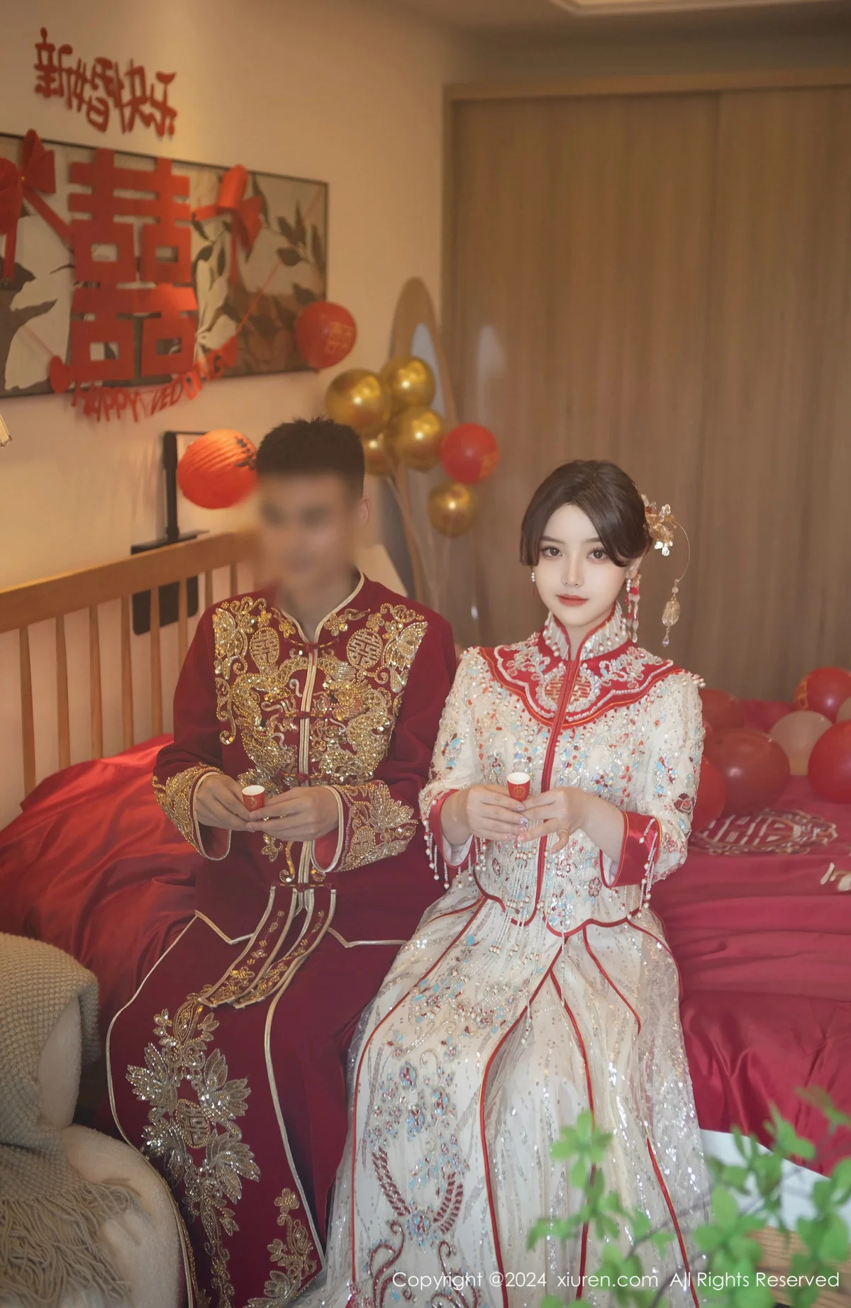 豆瓣酱闹新娘主题红色新娘装配超薄肉丝秀丰腴身材绝美写真 第 123 张