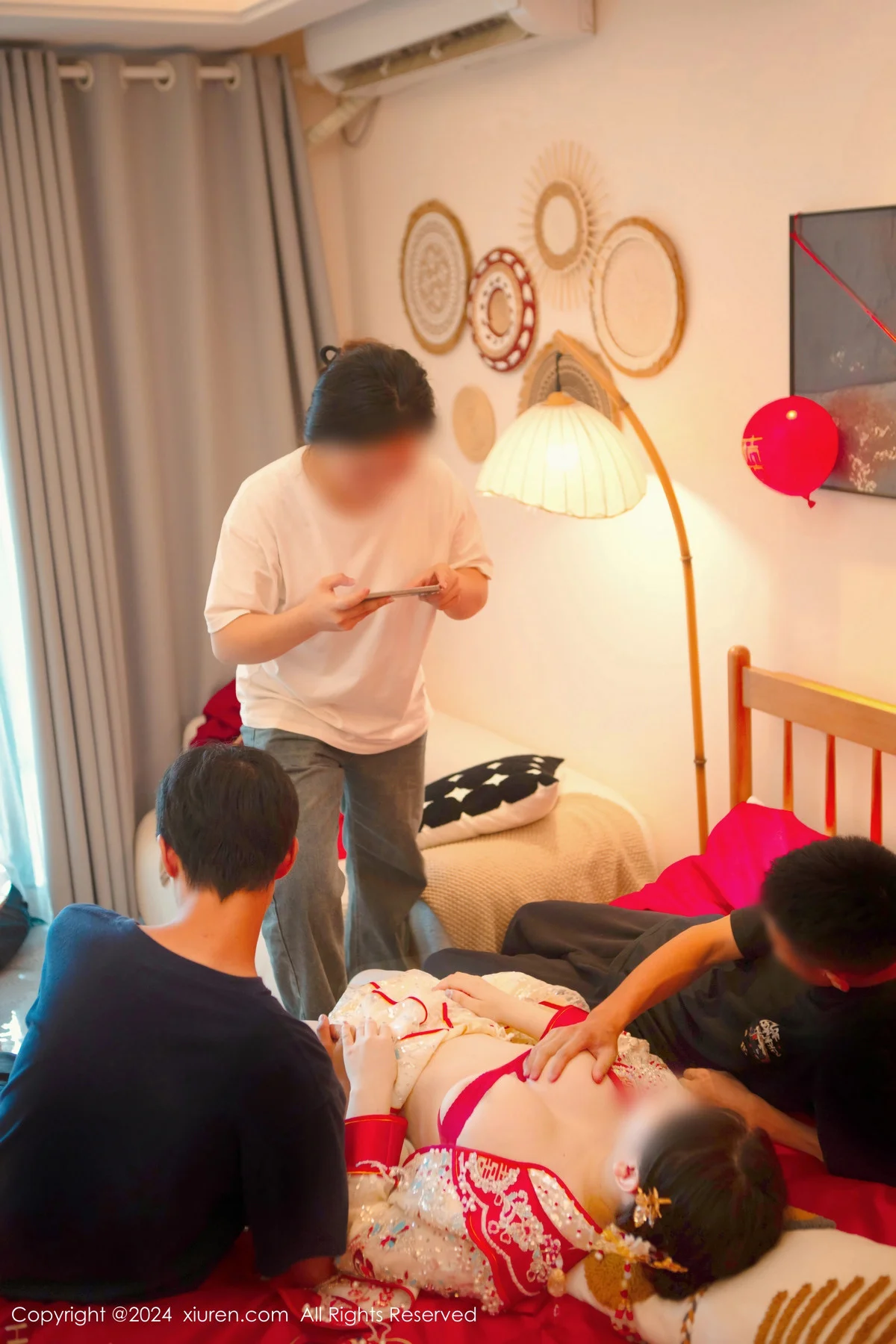 豆瓣酱闹新娘主题红色新娘装配超薄肉丝秀丰腴身材绝美写真 第 148 张
