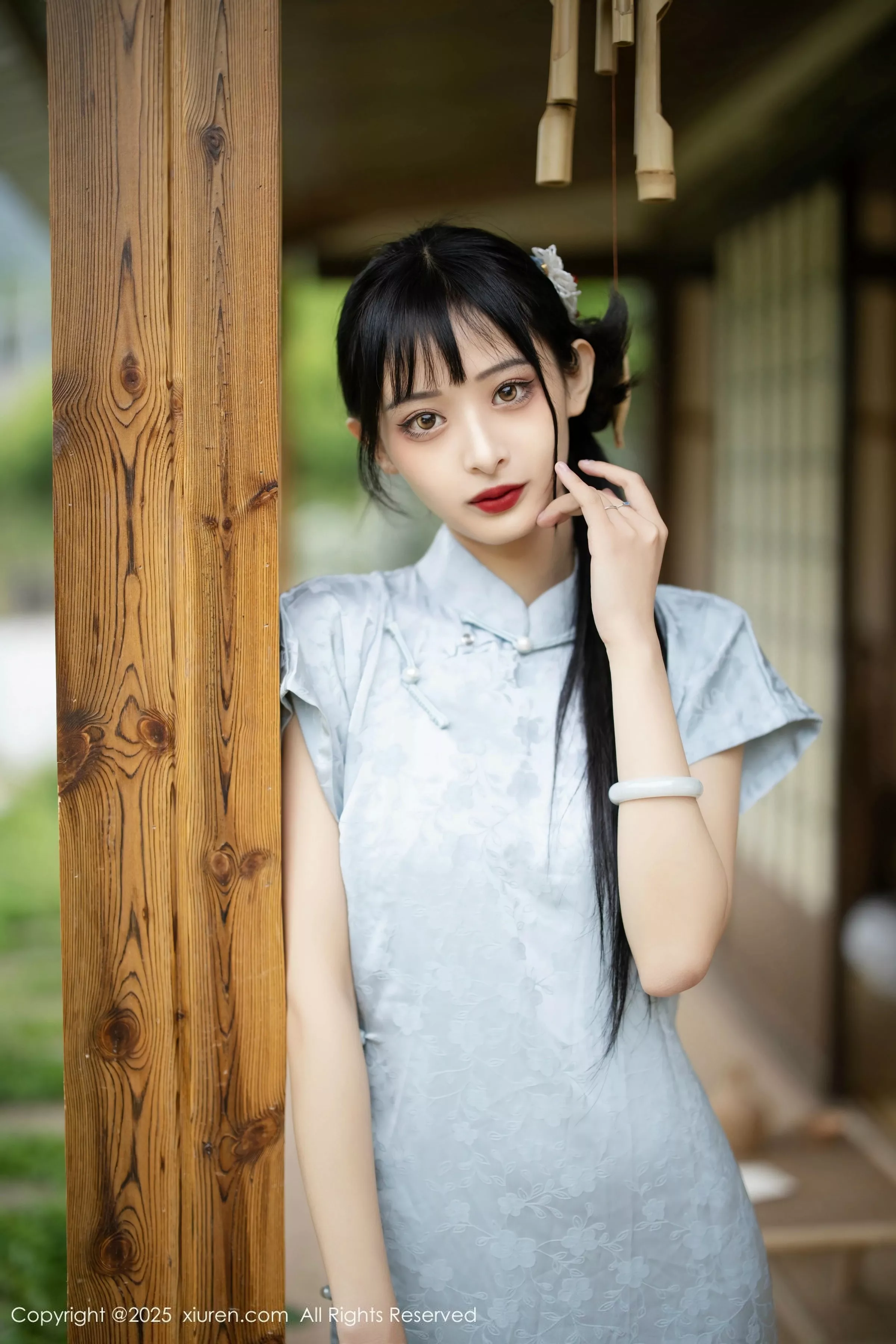 茂木希子日式旗袍露白色内衣配肉丝袜秀完美曲线绝美写真 第 15 张