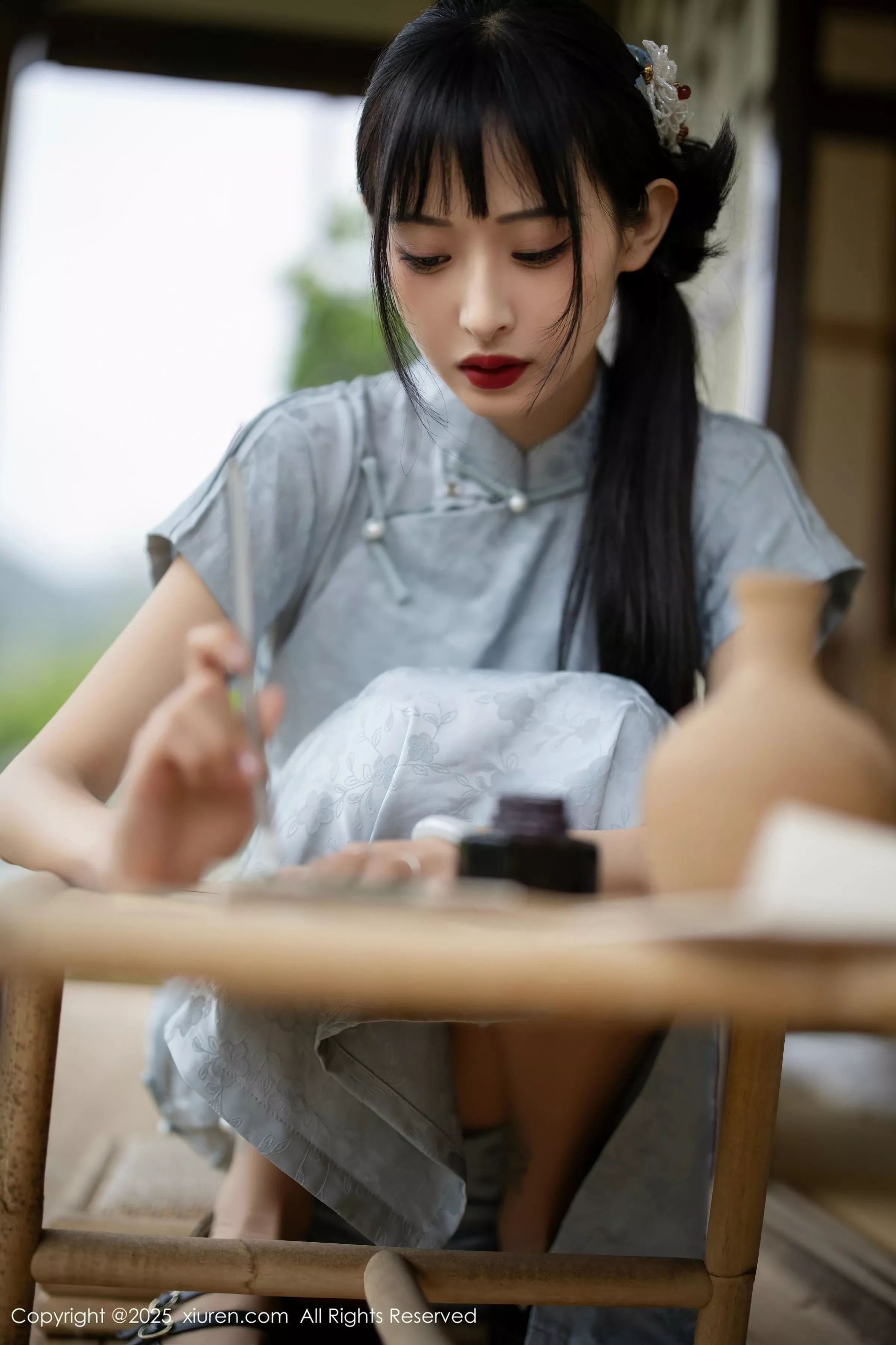 茂木希子日式旗袍露白色内衣配肉丝袜秀完美曲线绝美写真 第 28 张