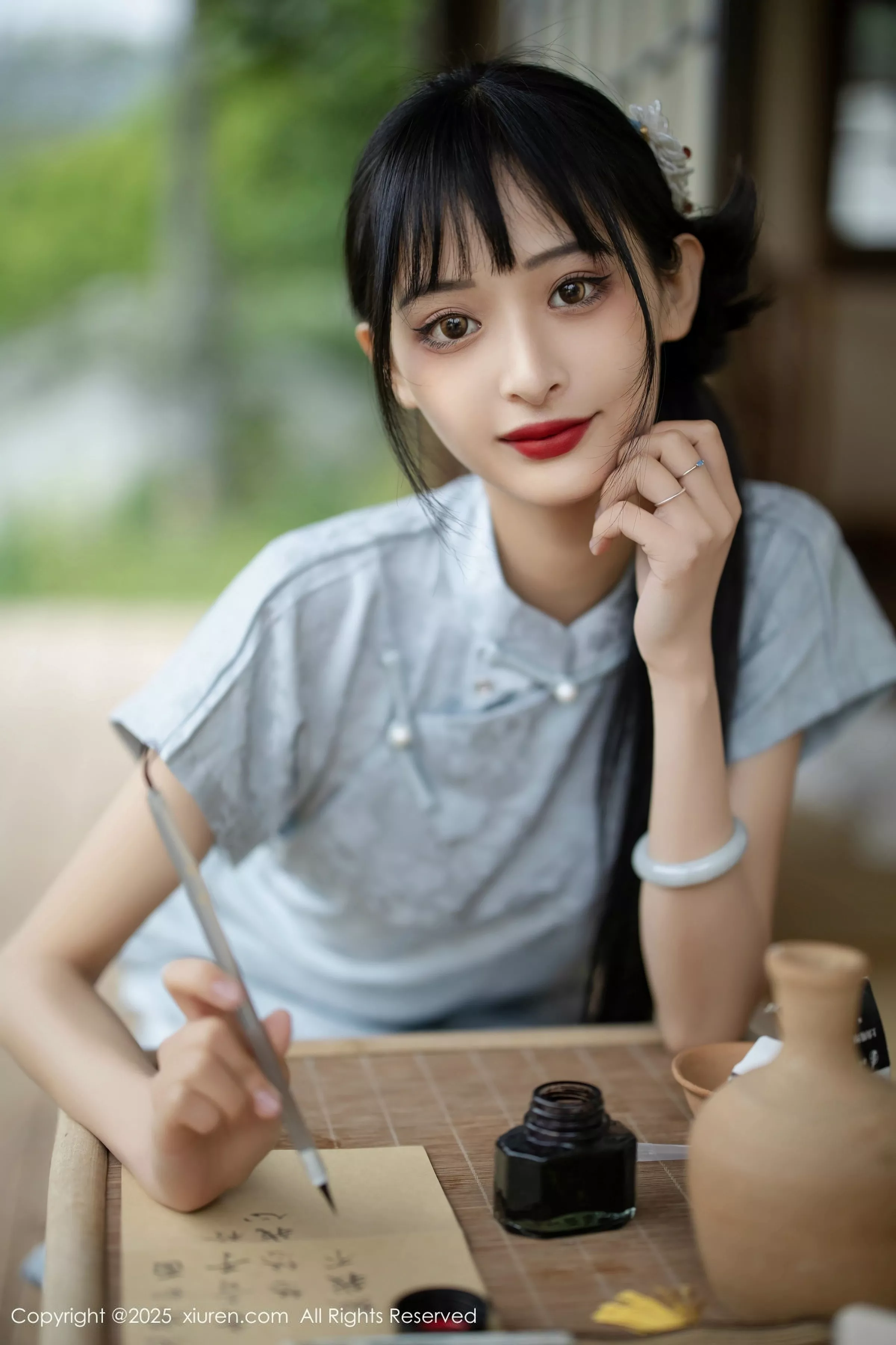 茂木希子日式旗袍露白色内衣配肉丝袜秀完美曲线绝美写真 第 33 张