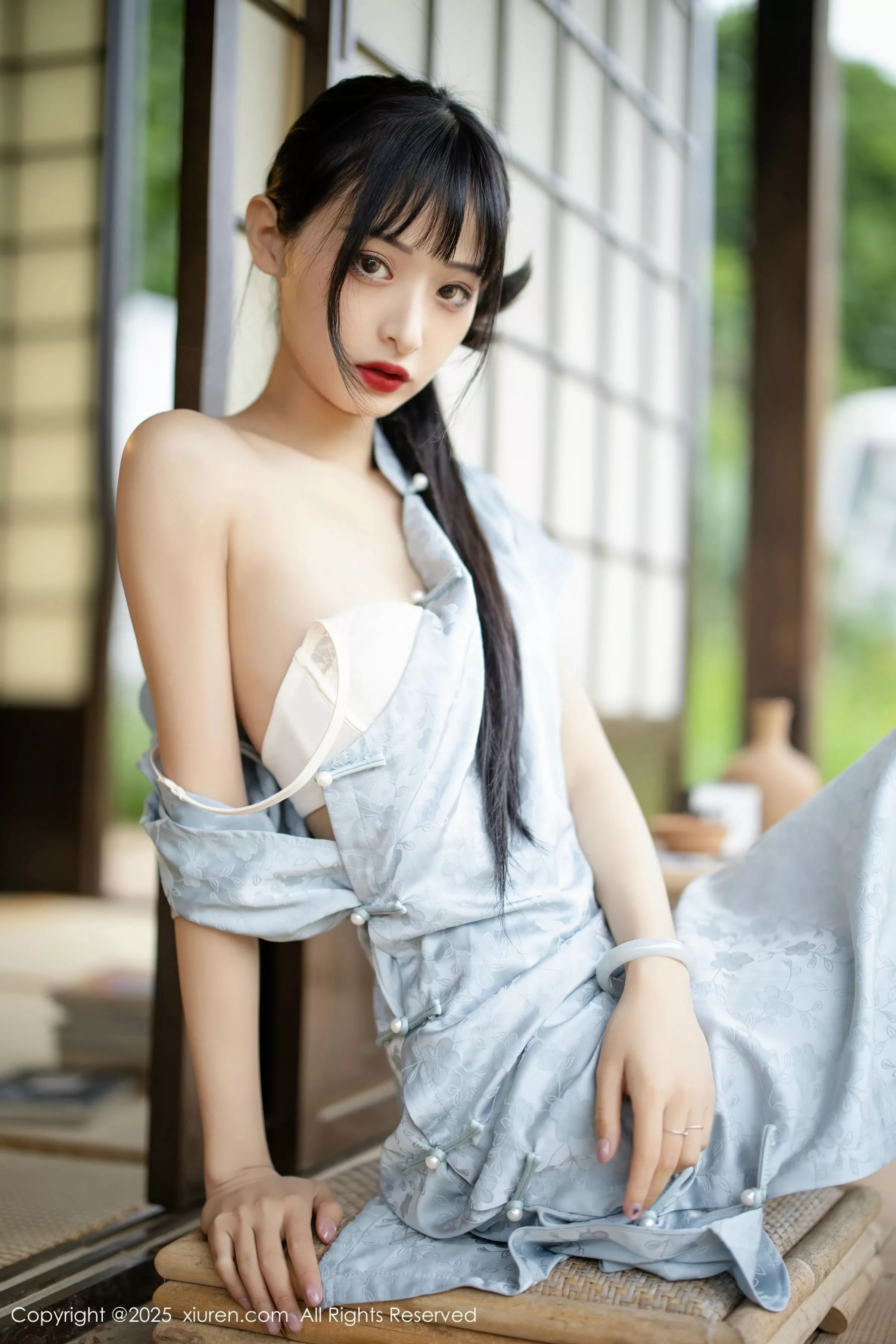 茂木希子日式旗袍露白色内衣配肉丝袜秀完美曲线绝美写真 第 46 张