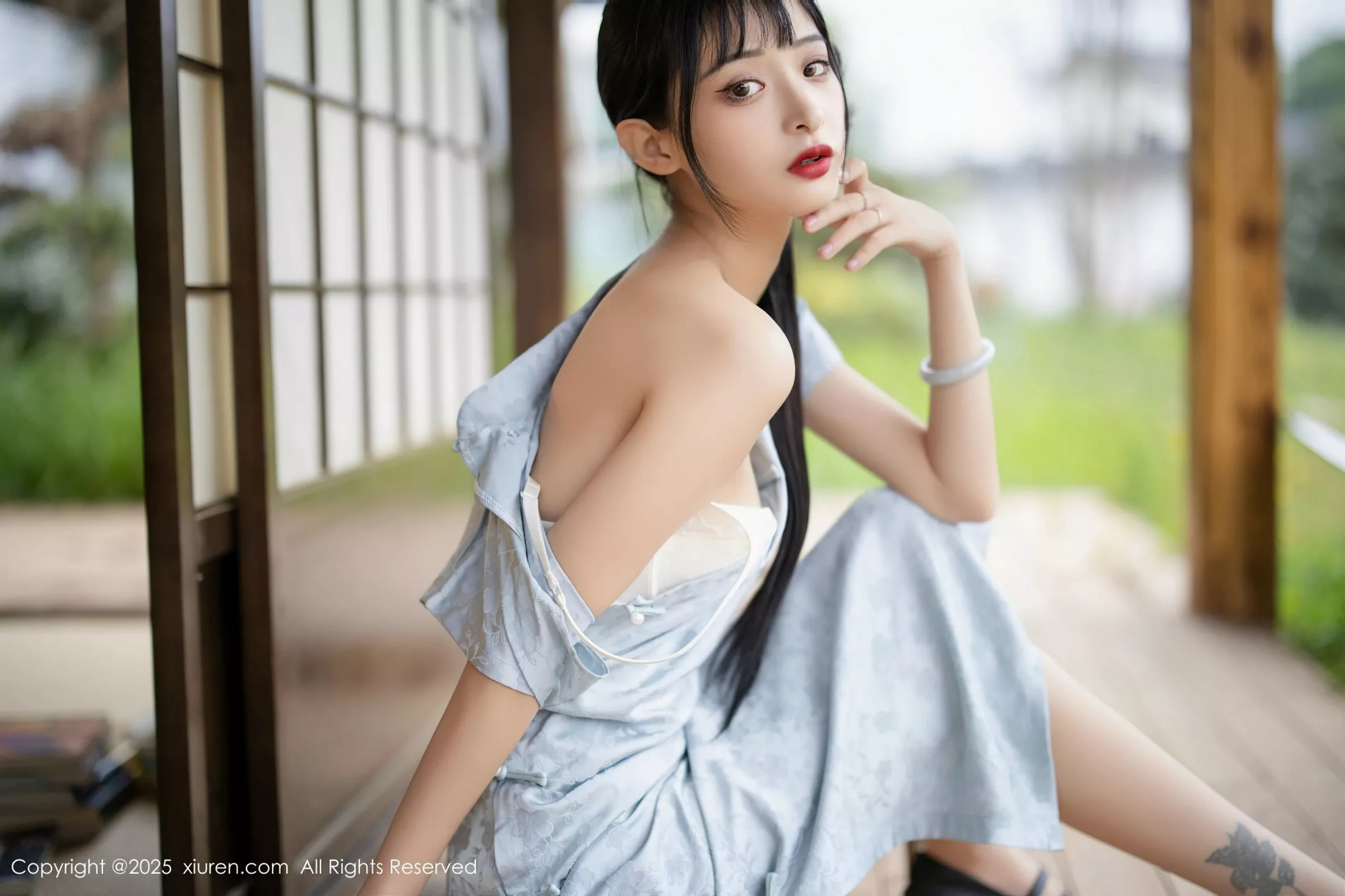 茂木希子日式旗袍露白色内衣配肉丝袜秀完美曲线绝美写真 第 48 张