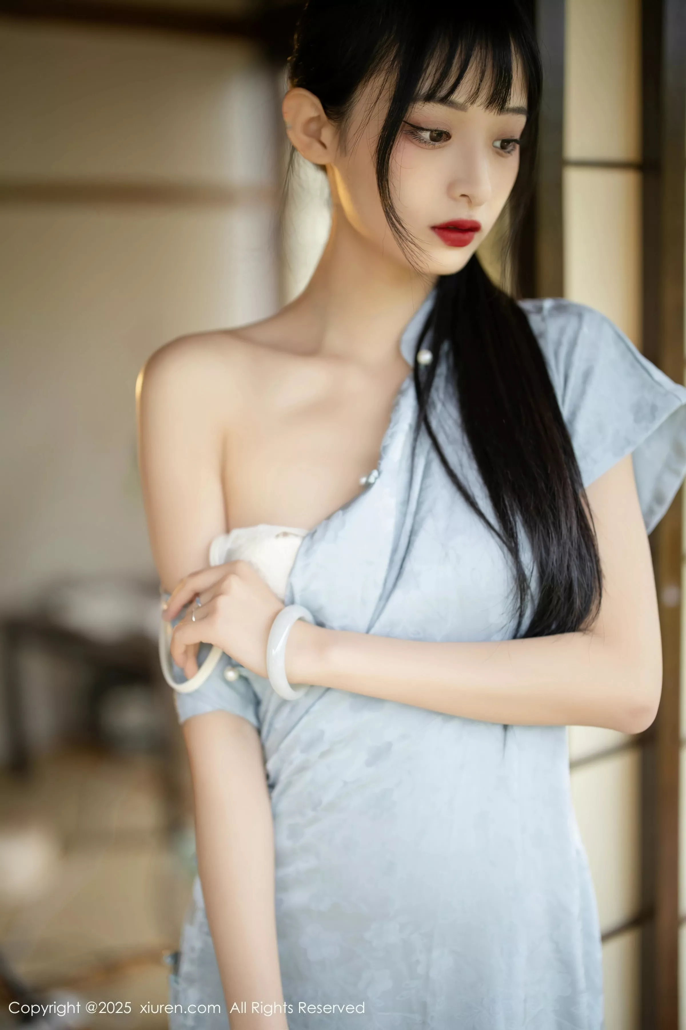茂木希子日式旗袍露白色内衣配肉丝袜秀完美曲线绝美写真 第 49 张