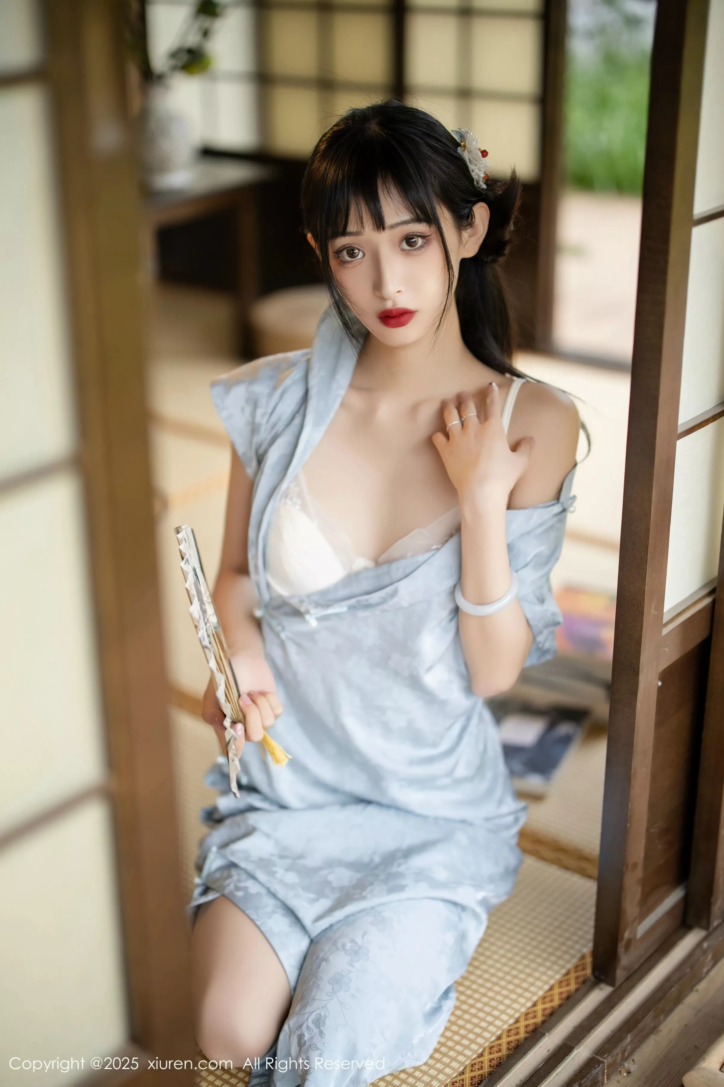 茂木希子日式旗袍露白色内衣配肉丝袜秀完美曲线绝美写真 第 55 张